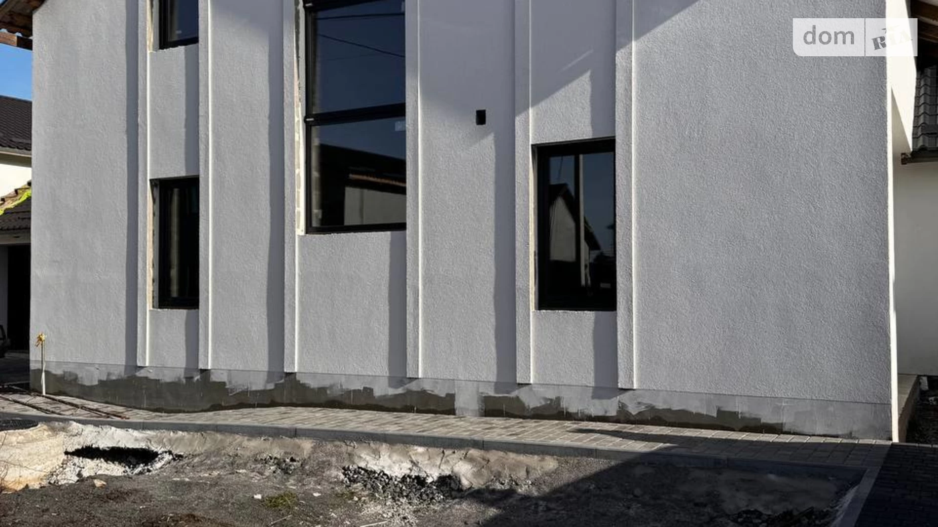 Продается дом на 2 этажа 225 кв. м с гаражом, цена: 110000 $ - фото 2