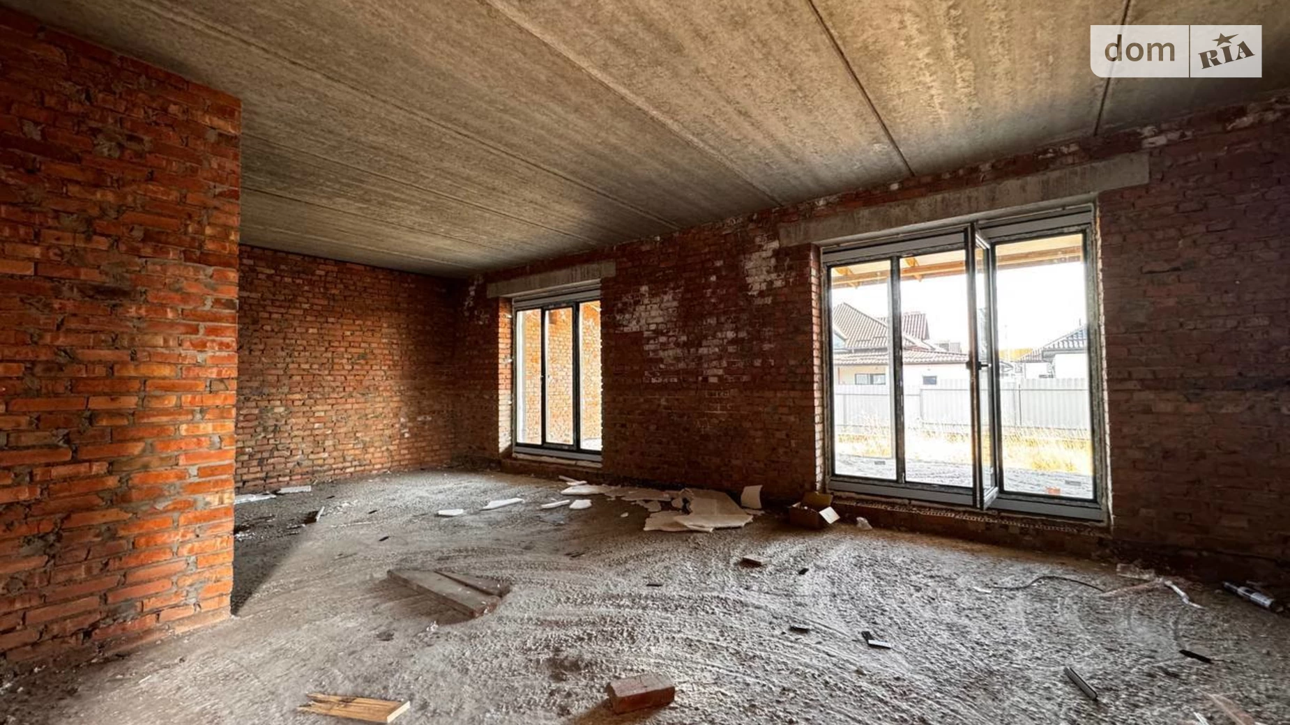 Продается дом на 2 этажа 225 кв. м с гаражом, цена: 110000 $ - фото 3