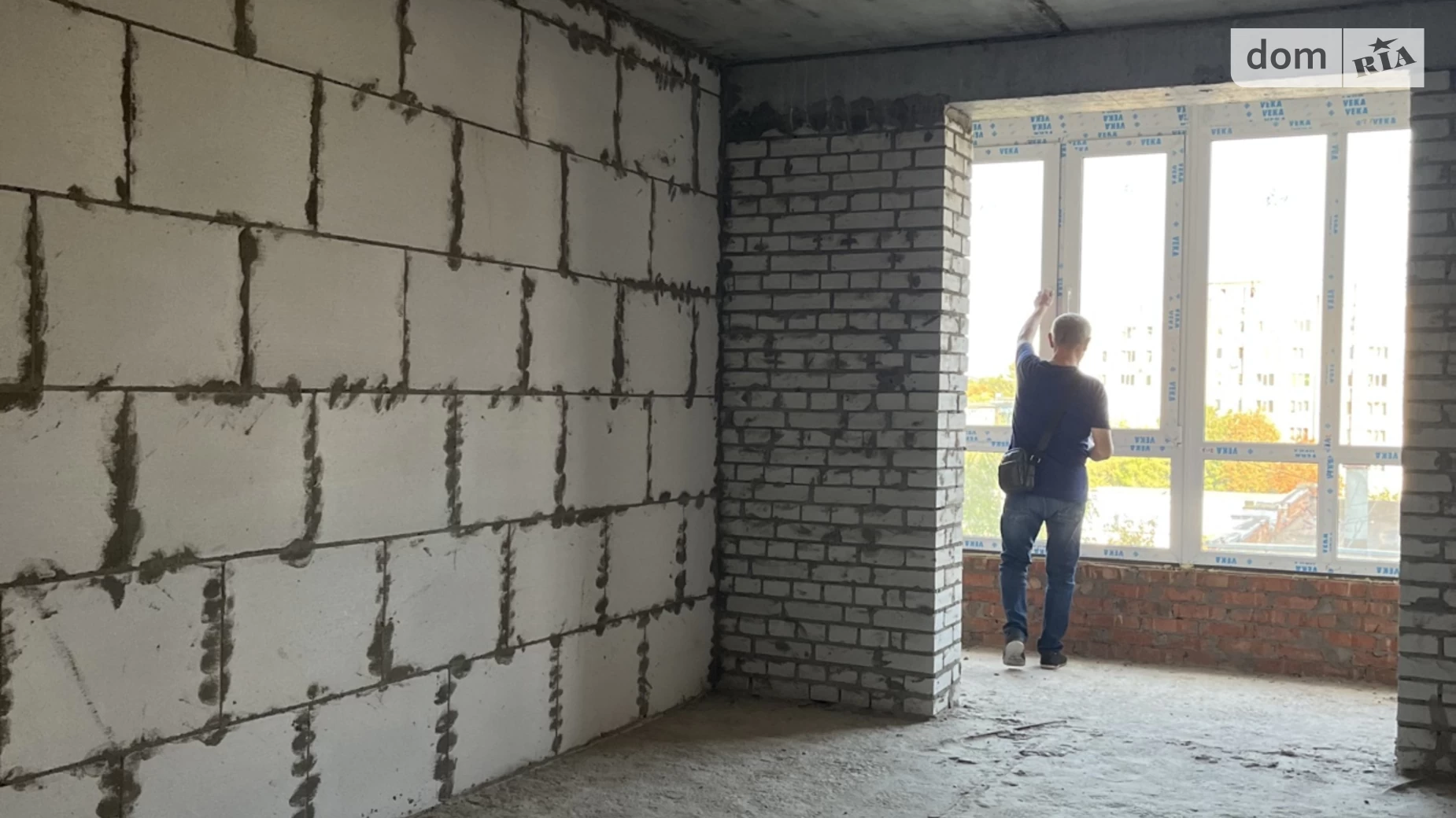 Продается 2-комнатная квартира 68 кв. м в Виннице, просп. Юности, 16А - фото 2