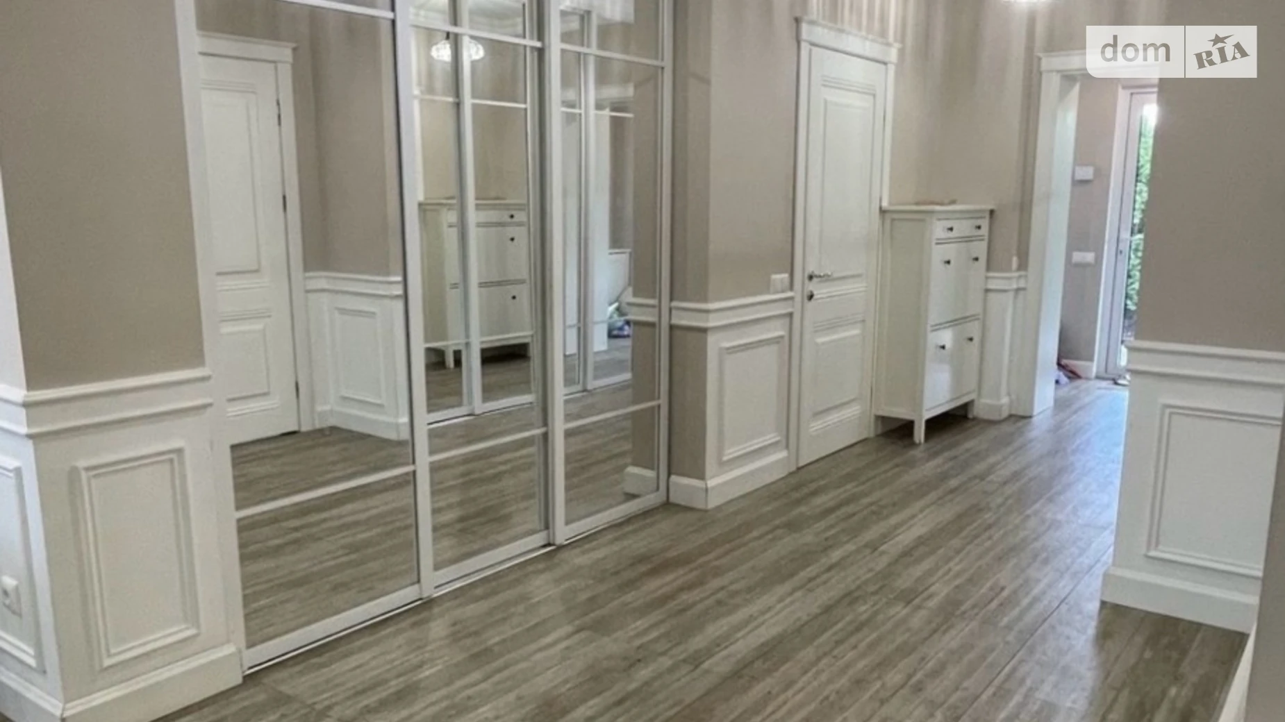 Сдается в аренду дом на 2 этажа 200 кв. м с балконом, цена: 1600 $ - фото 3