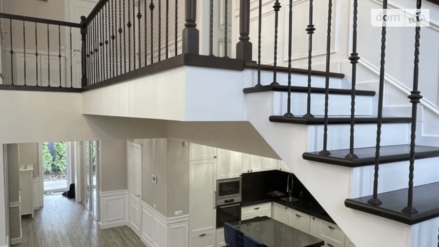 Сдается в аренду дом на 2 этажа 200 кв. м с балконом, цена: 1600 $ - фото 4