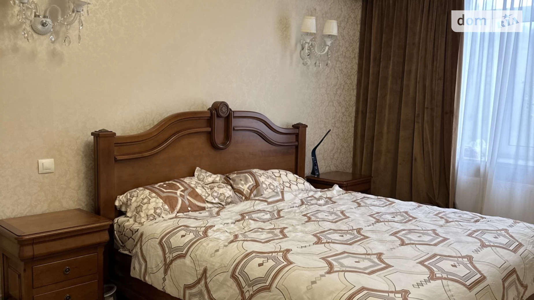 Продается 3-комнатная квартира 76.9 кв. м в Киеве, ул. Святослава Храброго, 2 - фото 2