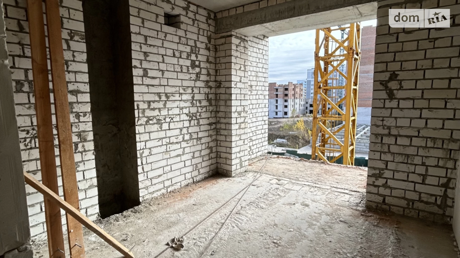 Продается 1-комнатная квартира 40 кв. м в Буче, ул. Ивана Кожедуба, 4В - фото 2