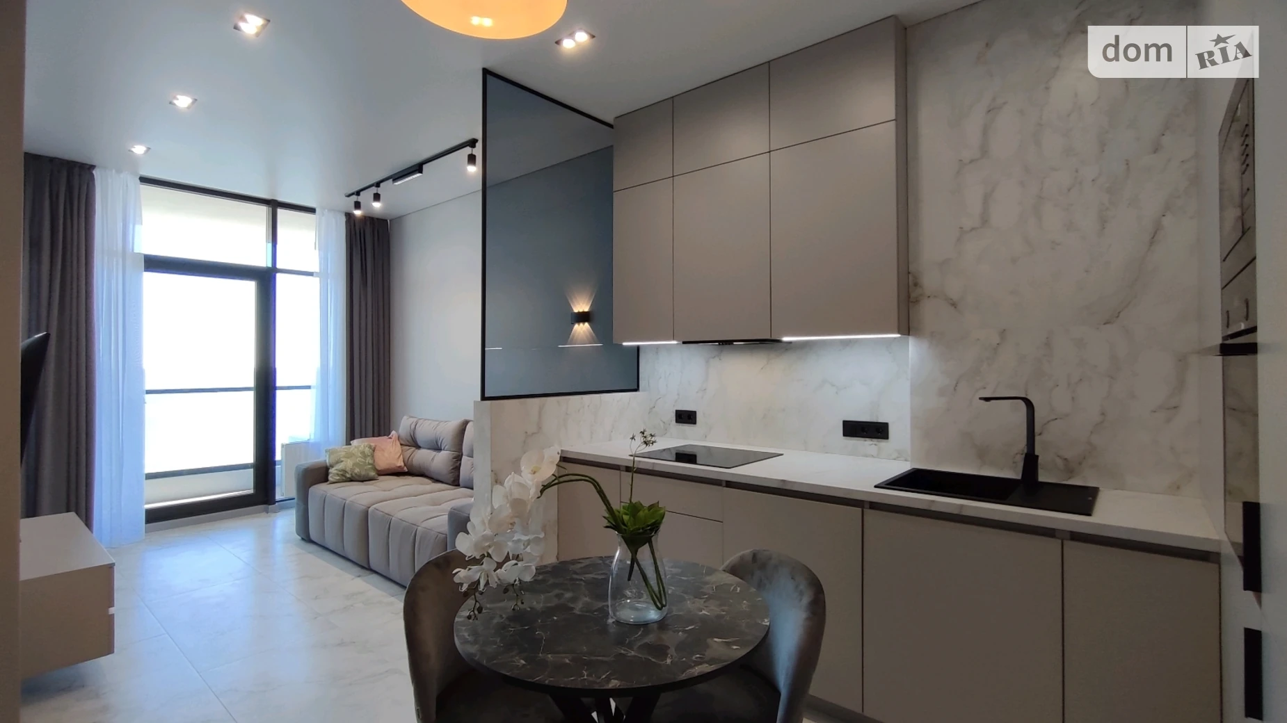 Продается 2-комнатная квартира 56 кв. м в, цена: 165000 $ - фото 3