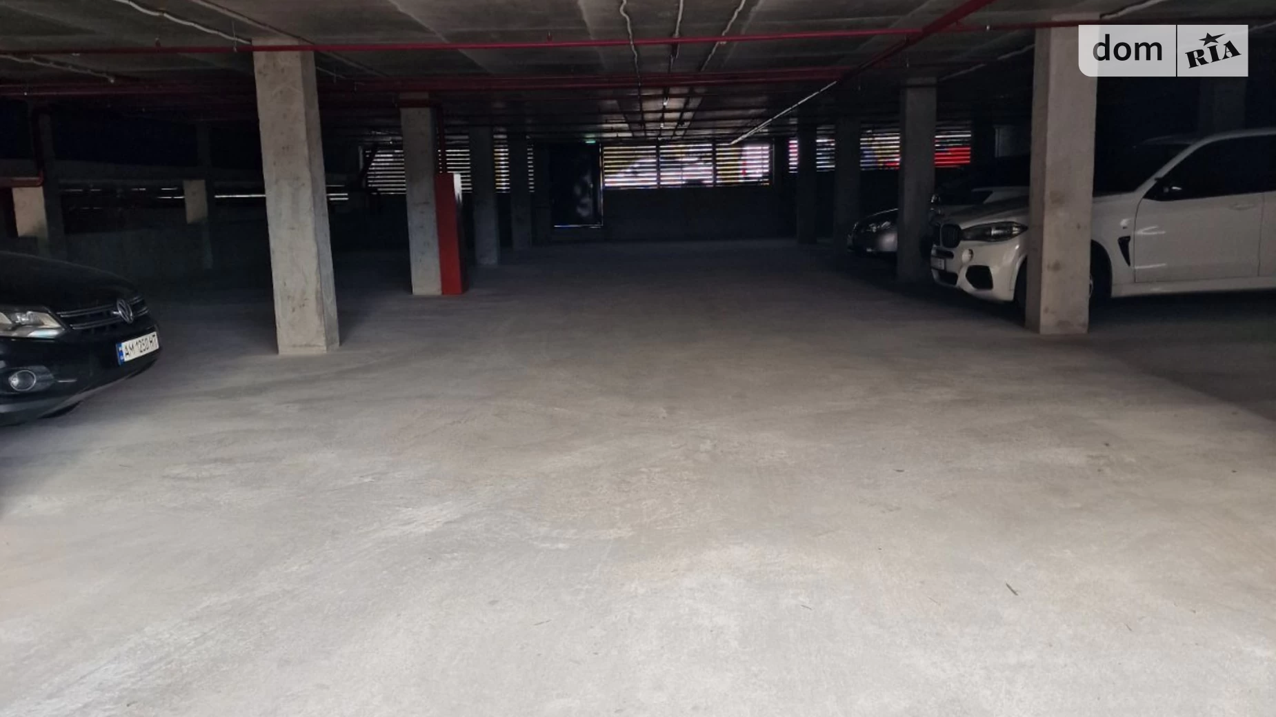 Продается подземный паркинг под легковое авто на 18 кв. м, цена: 15000 € - фото 4