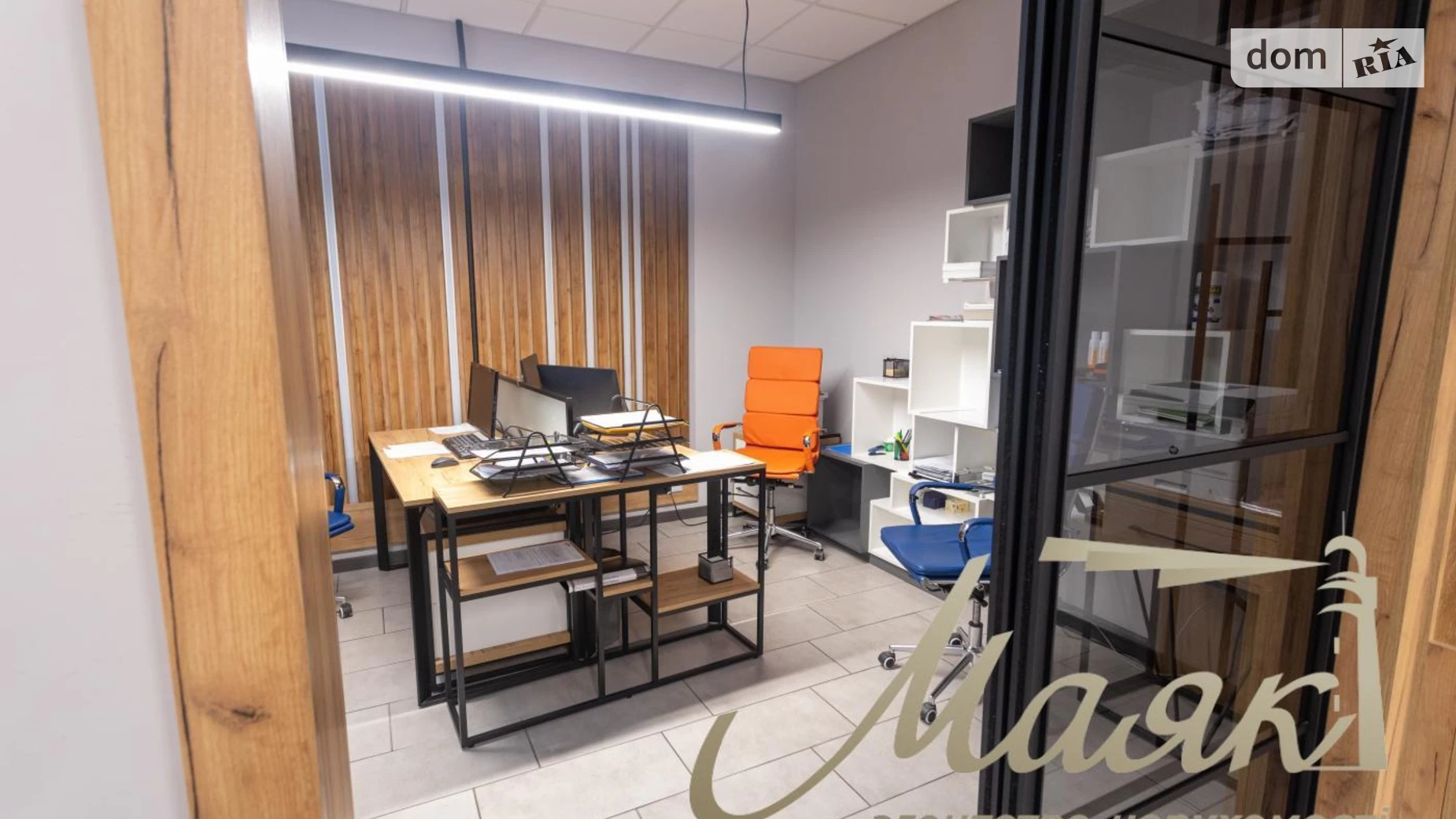 Продается офис 200 кв. м в бизнес-центре, цена: 430000 $ - фото 5
