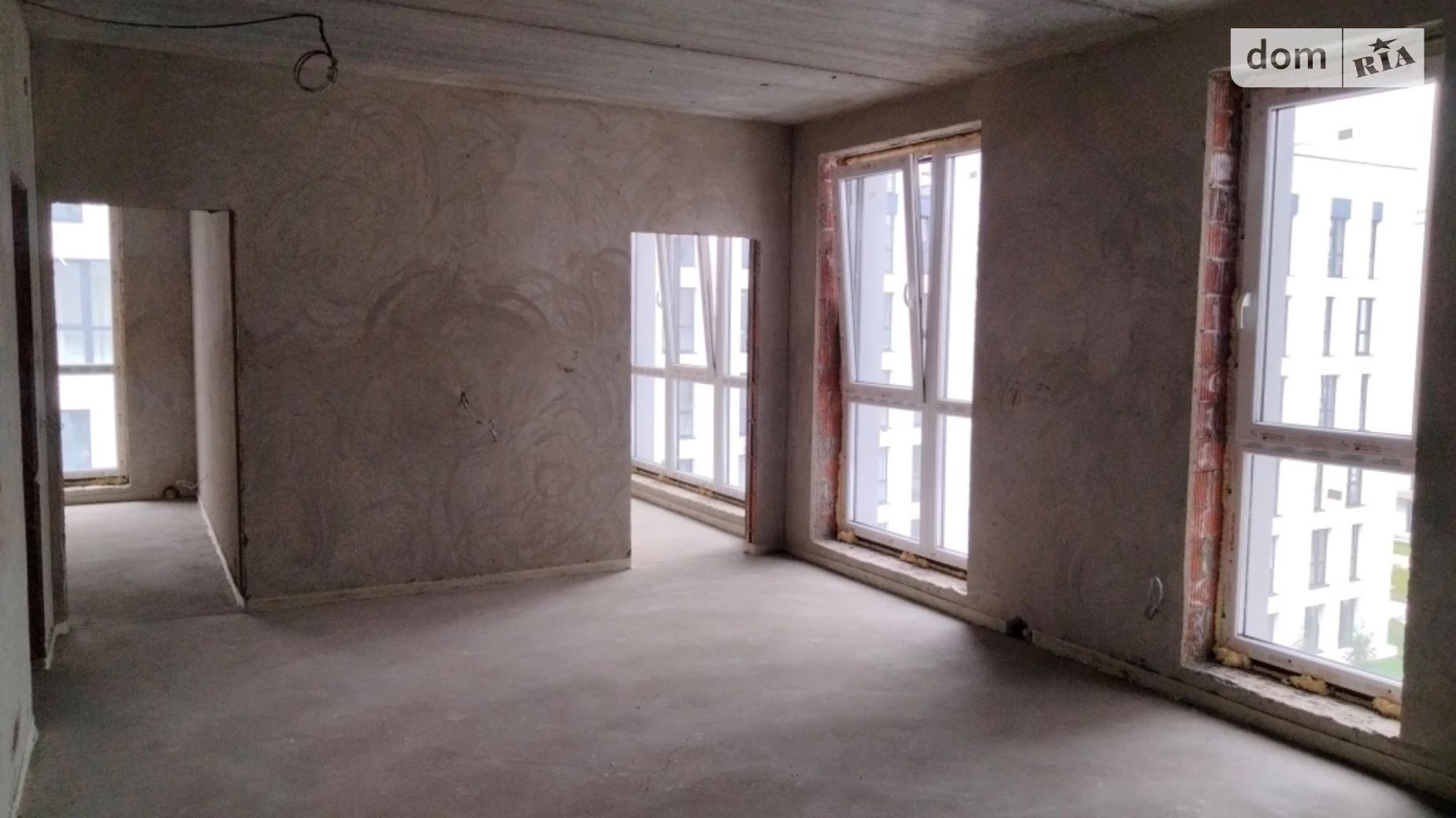 Продается 2-комнатная квартира 61.29 кв. м в Минае, ул. Августина Волошина - фото 2