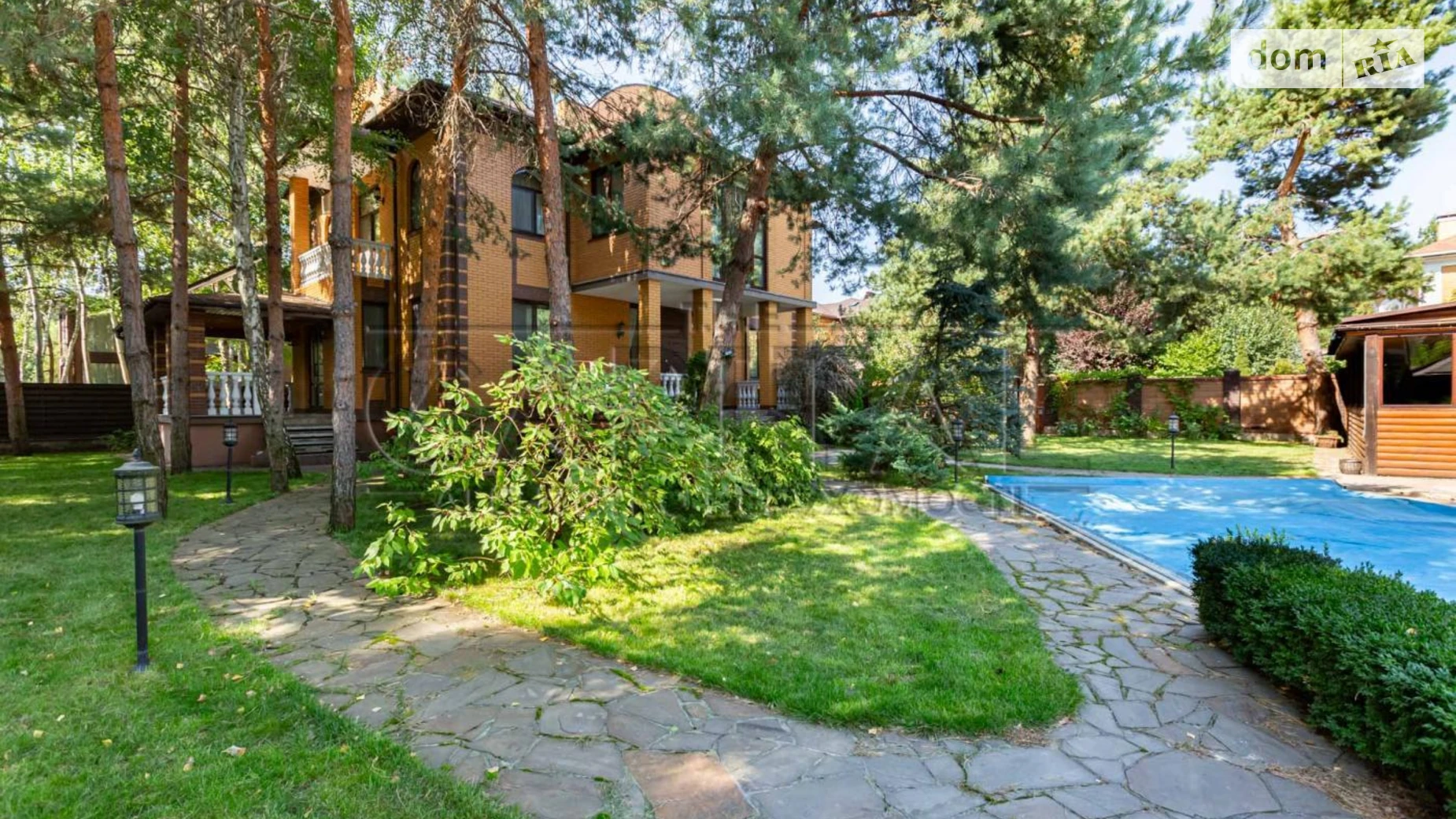 Продается дом на 3 этажа 430 кв. м с гаражом, цена: 580000 $ - фото 2