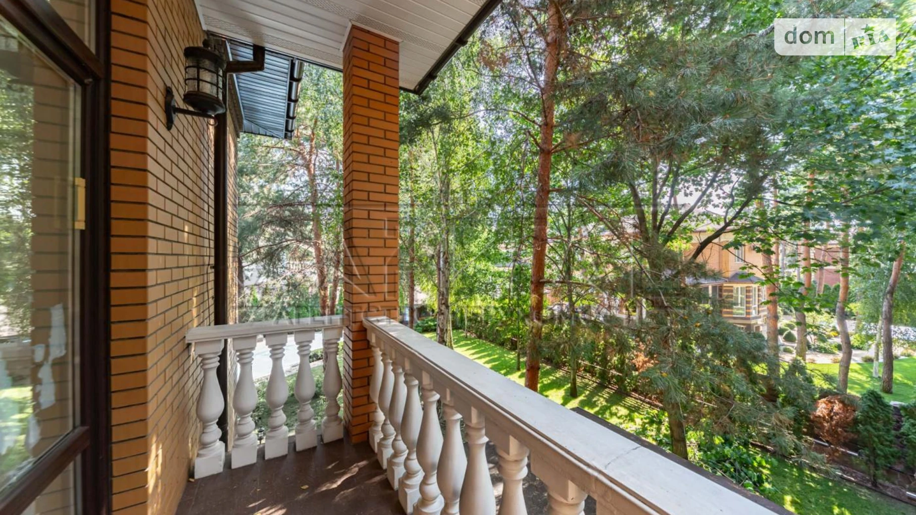 Продается дом на 3 этажа 430 кв. м с гаражом, цена: 580000 $ - фото 5