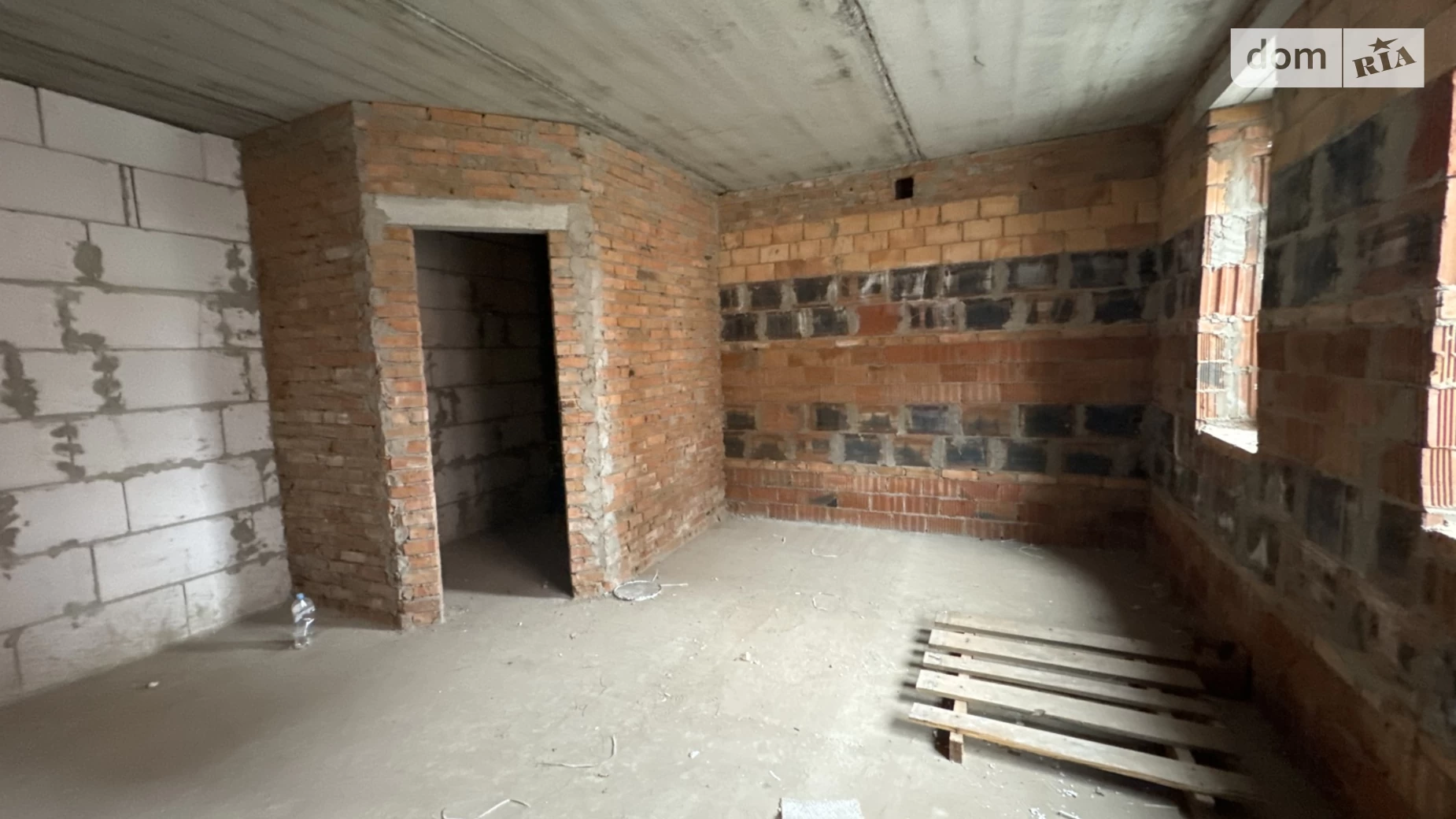 Продается 1-комнатная квартира 25 кв. м в Гостомеле, ул. Юбилейная, 4Е - фото 4