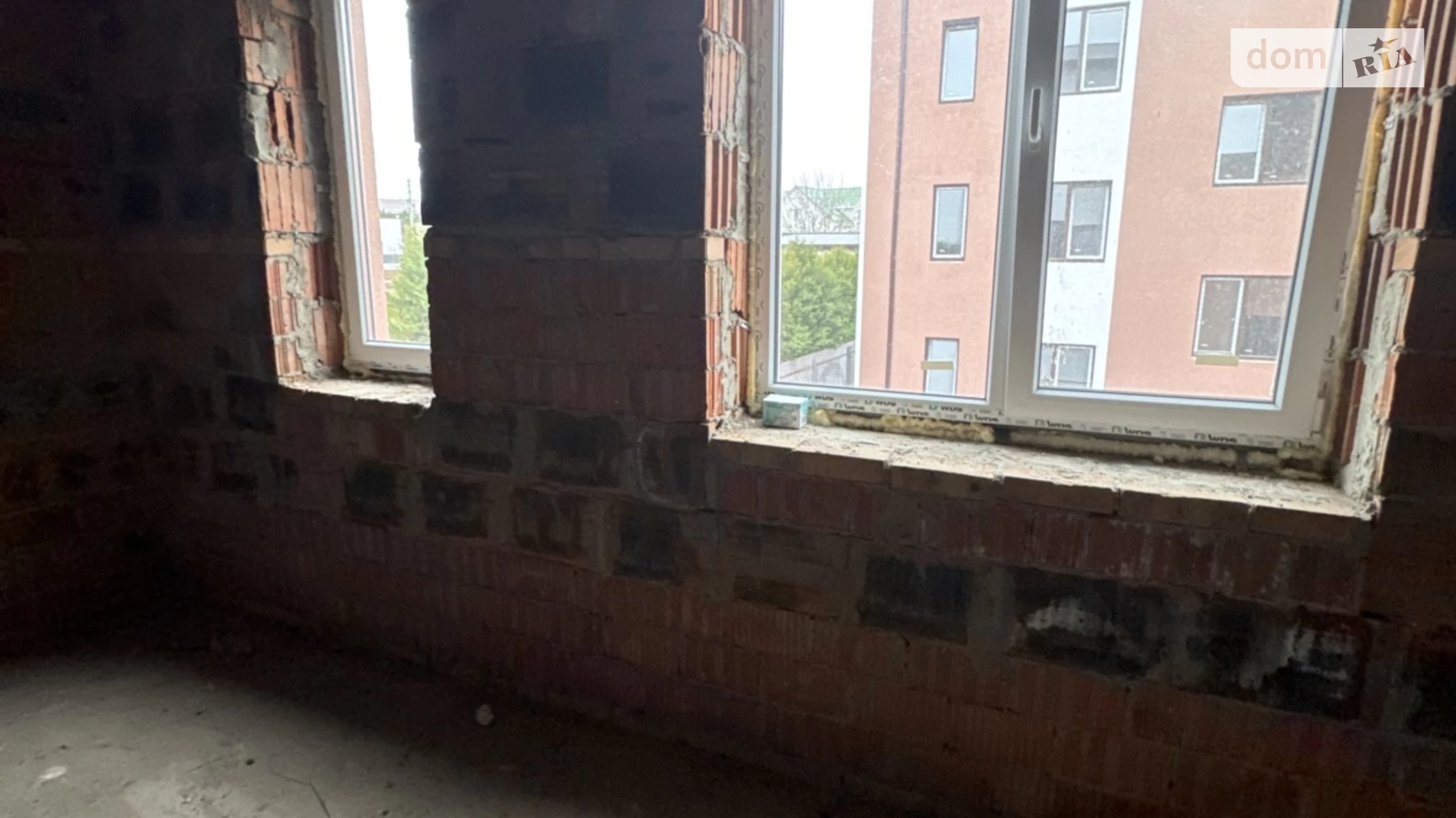 Продается 1-комнатная квартира 25 кв. м в Гостомеле, ул. Юбилейная, 4Е - фото 2