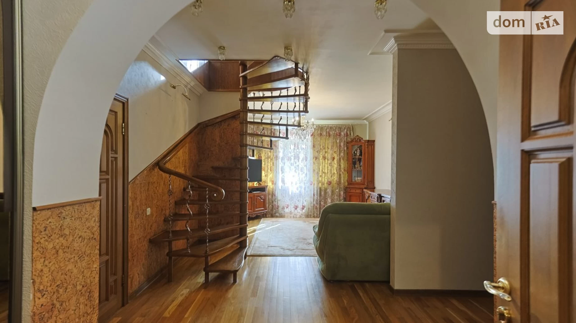 Продается 3-комнатная квартира 150 кв. м в Киеве, ул. Туровская, 29 - фото 3