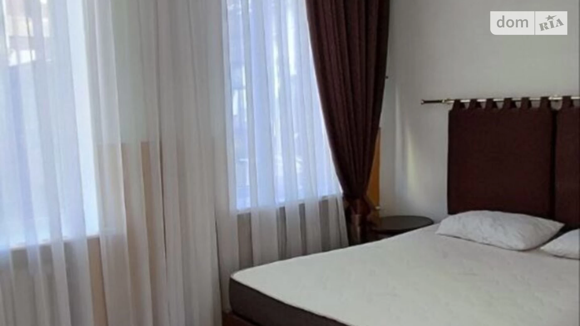 Продается 2-комнатная квартира 29.1 кв. м в Днепре, ул. Гончара Олеся(Кирова), 4 - фото 2