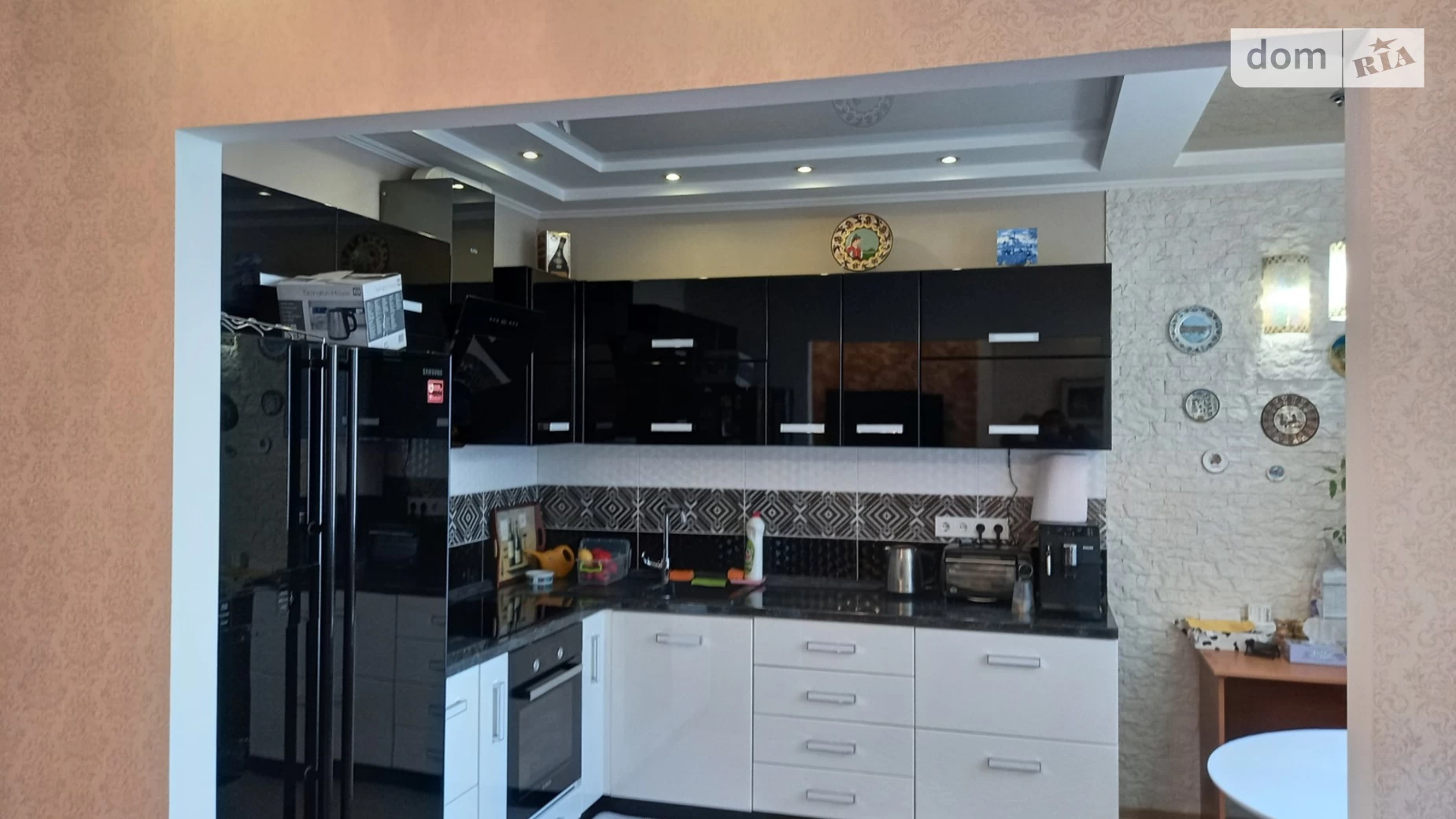 Продается 2-комнатная квартира 55.8 кв. м в Одессе, ул. Академика Сахарова - фото 3