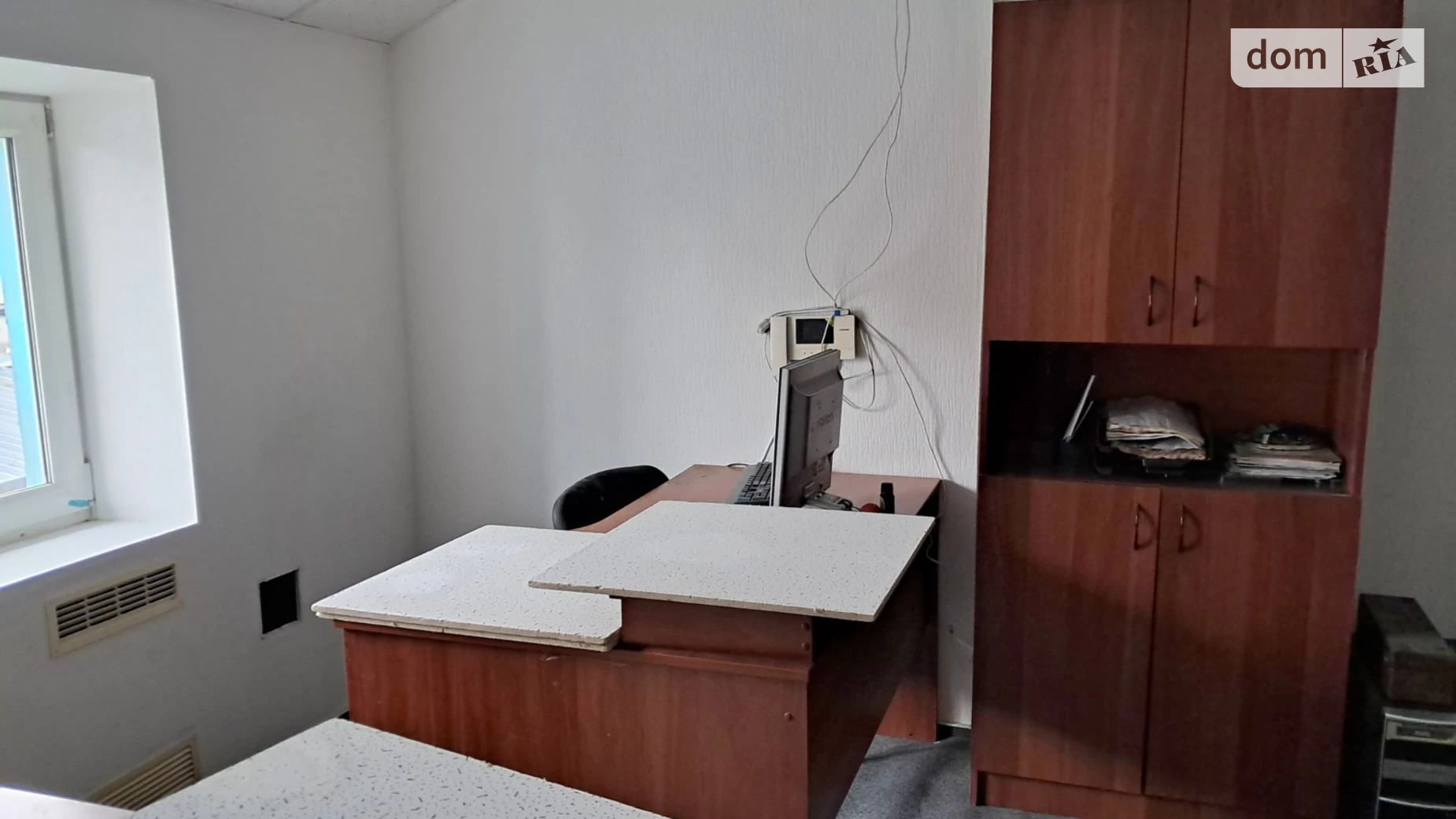 Сдается в аренду офис 15 кв. м в бизнес-центре, цена: 5000 грн - фото 3