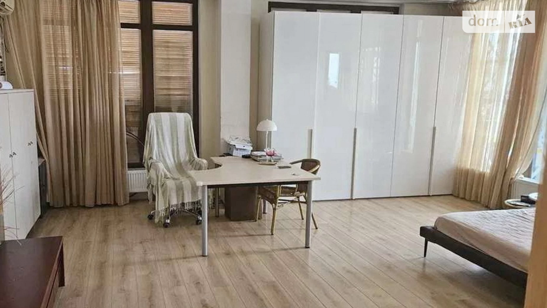 Продается 2-комнатная квартира 120.3 кв. м в Одессе, ул. Греческая, 5 - фото 3