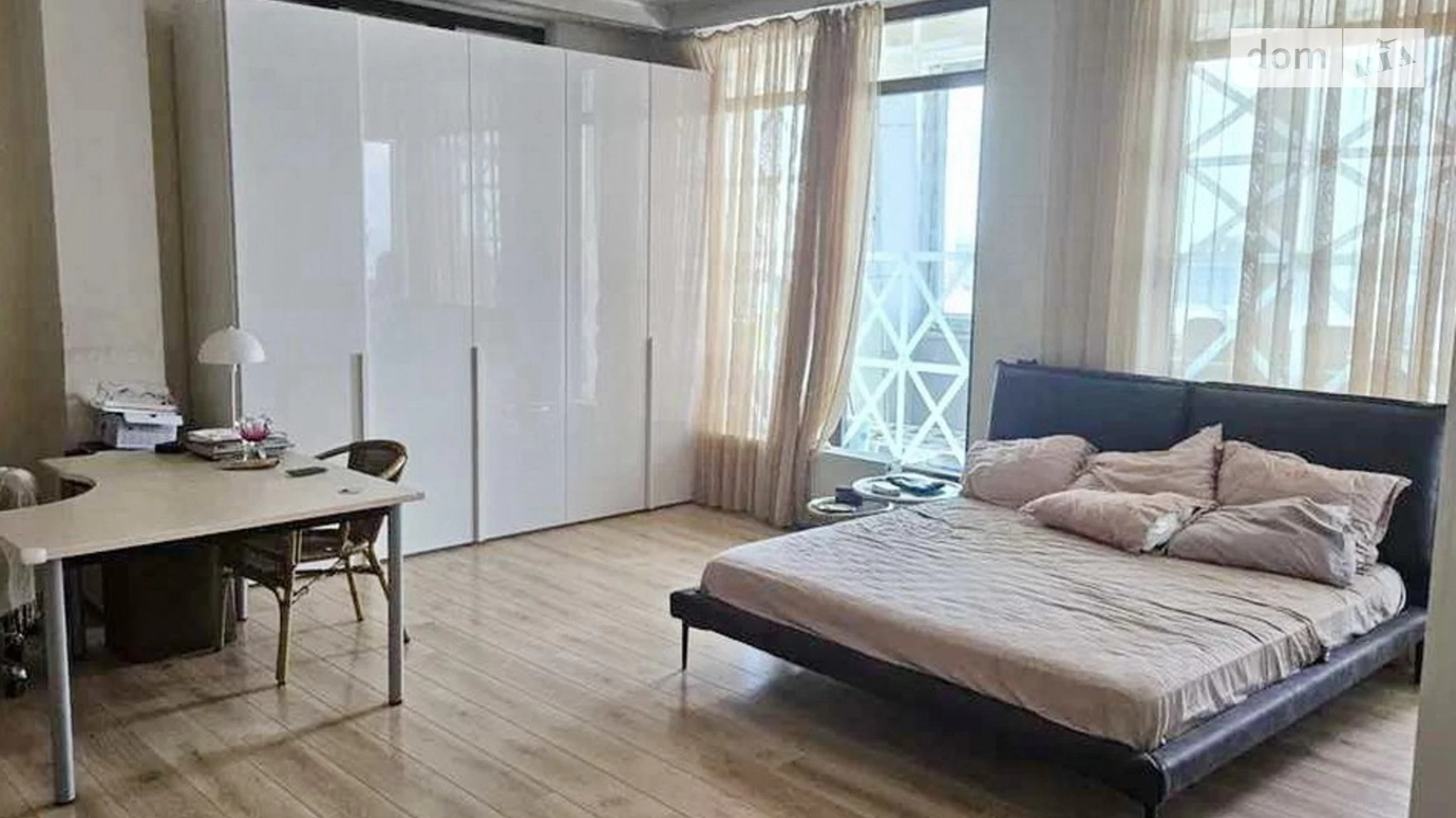 Продається 2-кімнатна квартира 120.3 кв. м у Одесі, вул. Грецька, 5 - фото 2