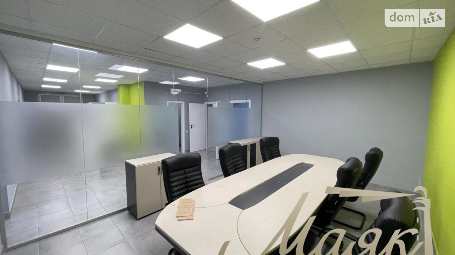 Сдается в аренду офис 208 кв. м в бизнес-центре, цена: 3120 $ - фото 3