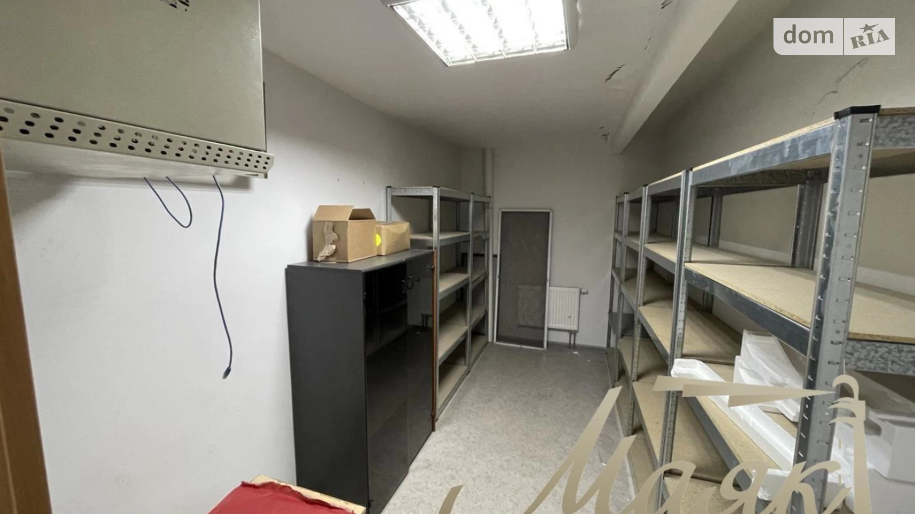 Сдается в аренду офис 160 кв. м в бизнес-центре, цена: 2400 $ - фото 2
