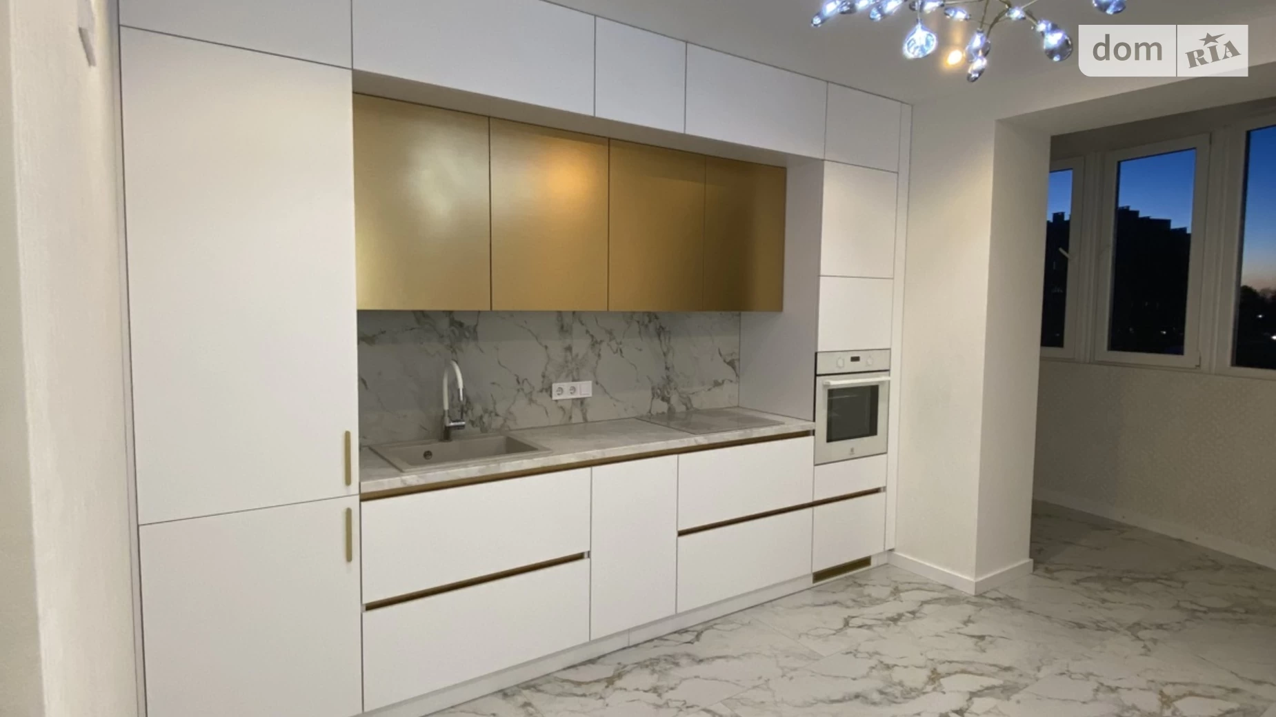 Продается 1-комнатная квартира 50 кв. м в Виннице, ул. Александровская, 1 - фото 3