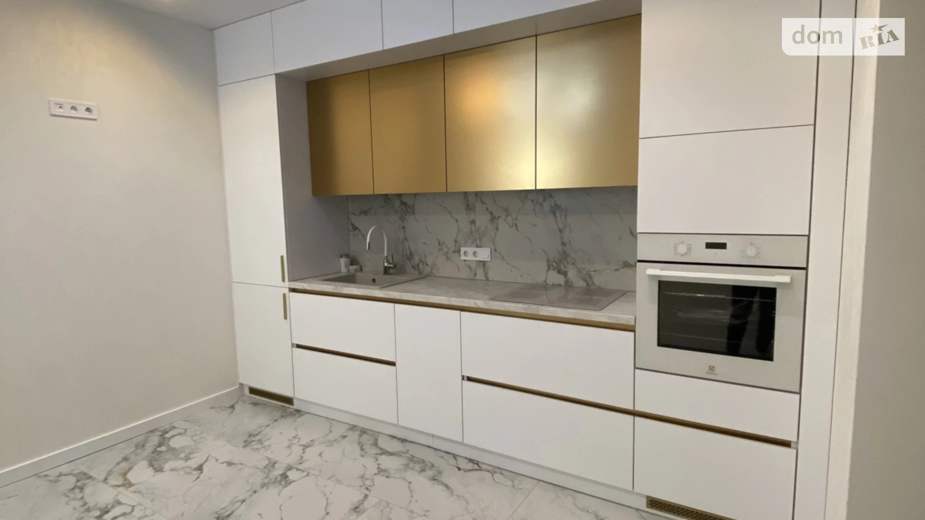 Продается 1-комнатная квартира 50 кв. м в Виннице, ул. Александровская, 1 - фото 4