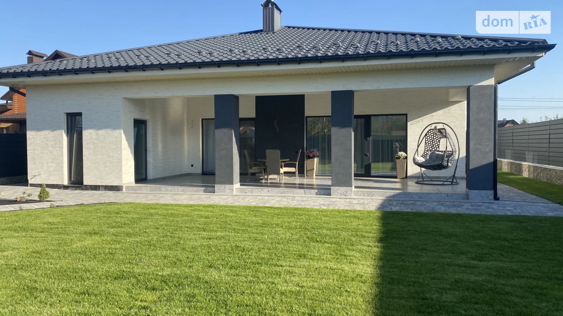 Продается одноэтажный дом 270 кв. м с гаражом, цена: 390000 $ - фото 2