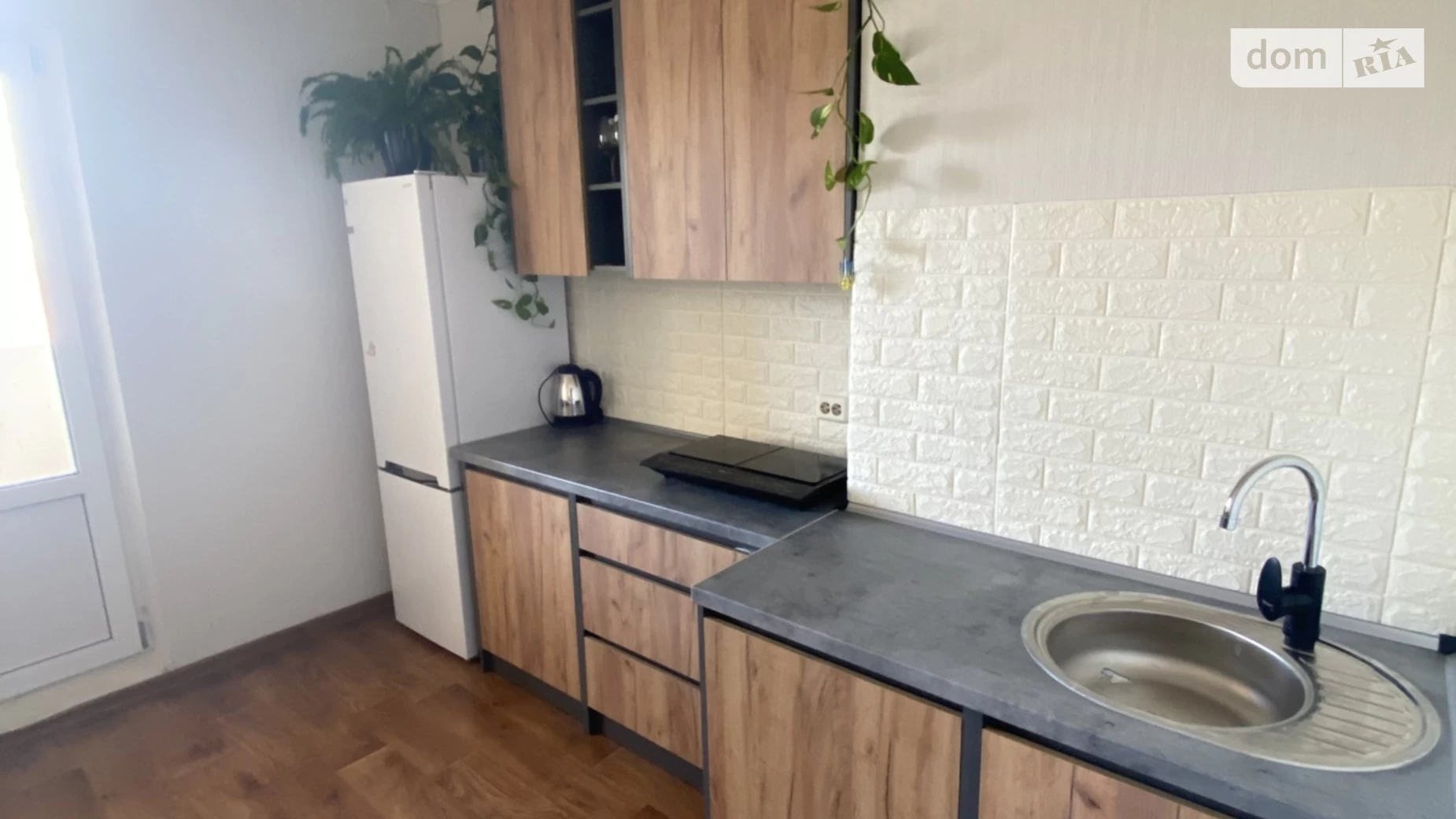 Продается 1-комнатная квартира 49 кв. м в Киеве, пер. Балтийский, 5 - фото 2