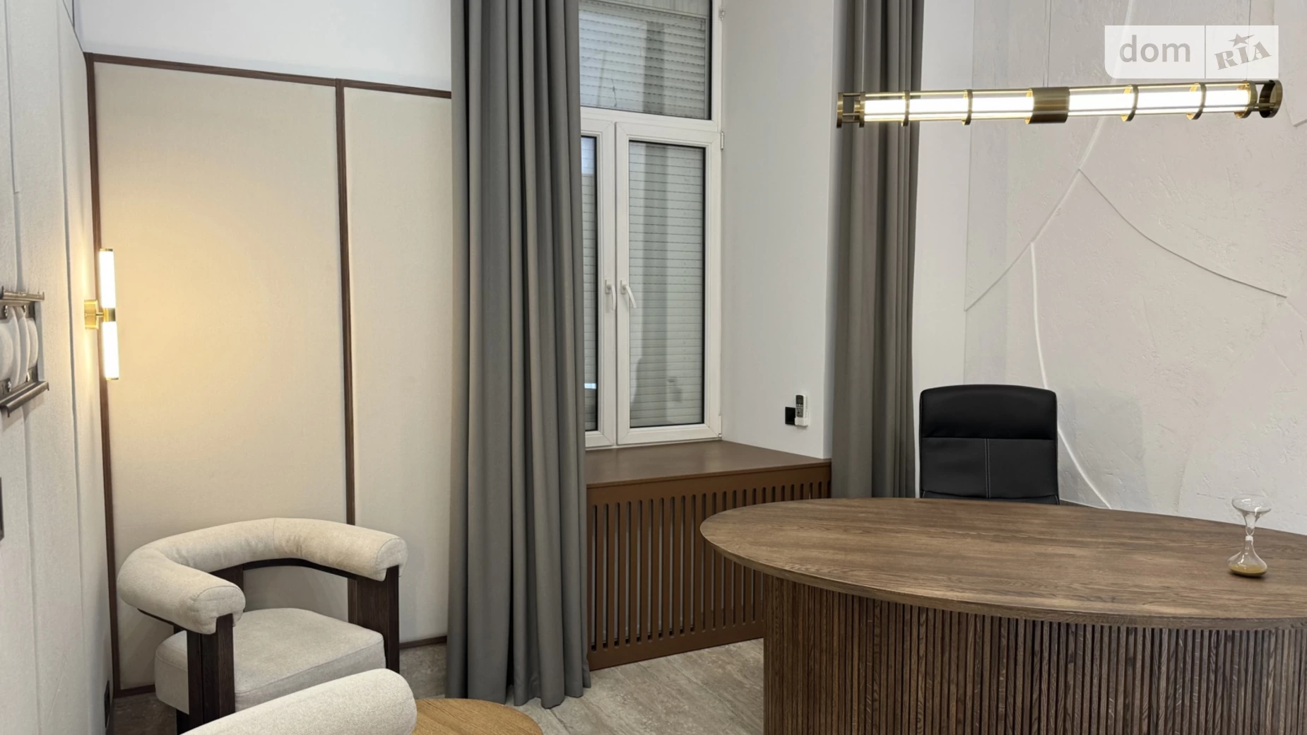 Здається в оренду офіс 120 кв. м в бізнес-центрі, цена: 5500 $ - фото 2