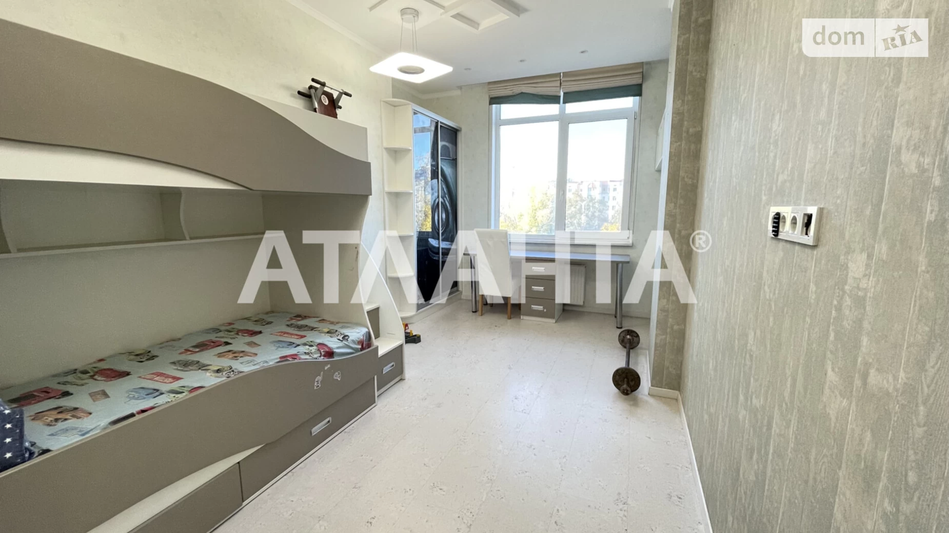 Продається 3-кімнатна квартира 116 кв. м у Одесі, бул. Французький - фото 2