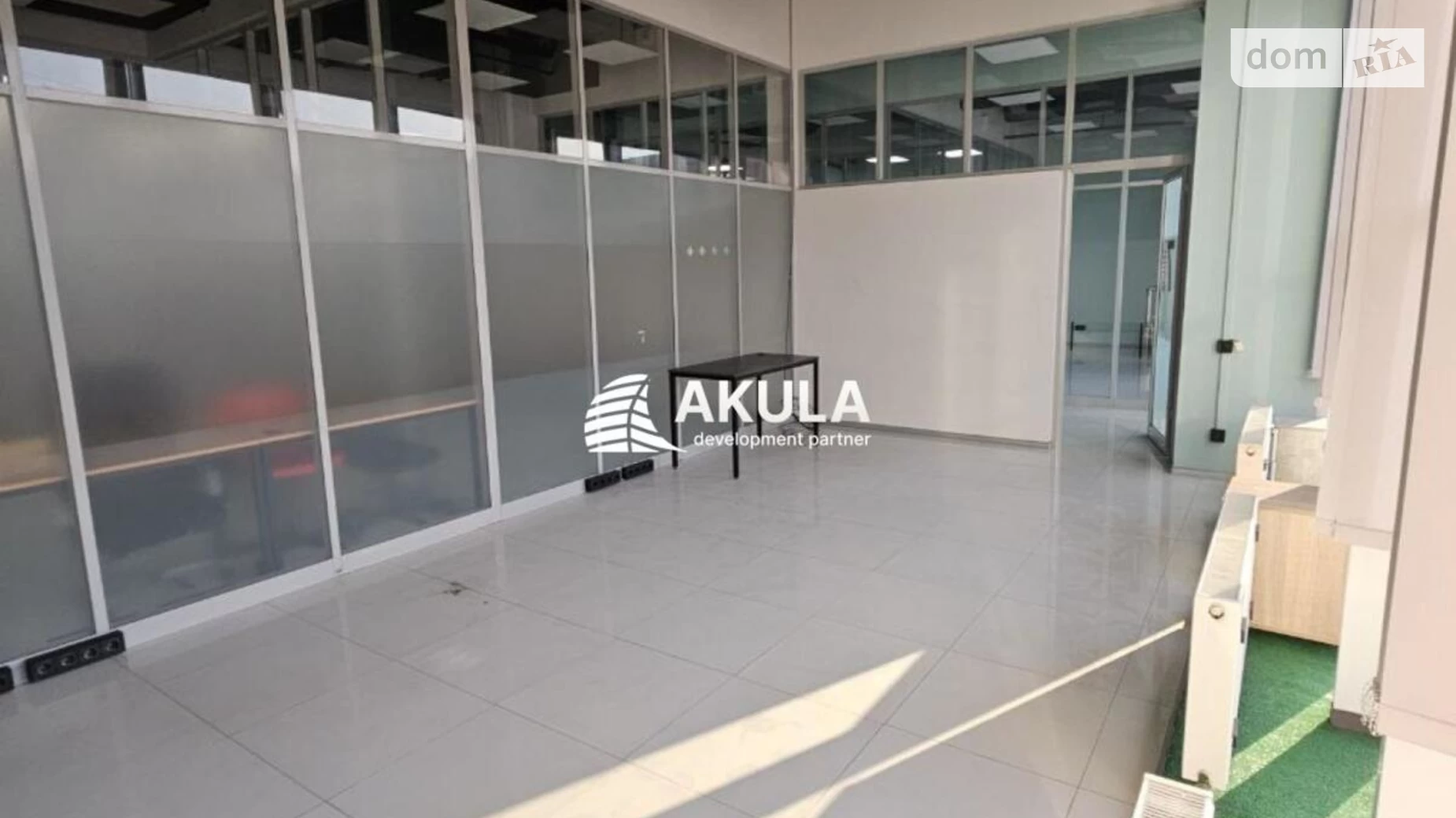 Сдается в аренду офис 35 кв. м в бизнес-центре, цена: 24500 грн - фото 3