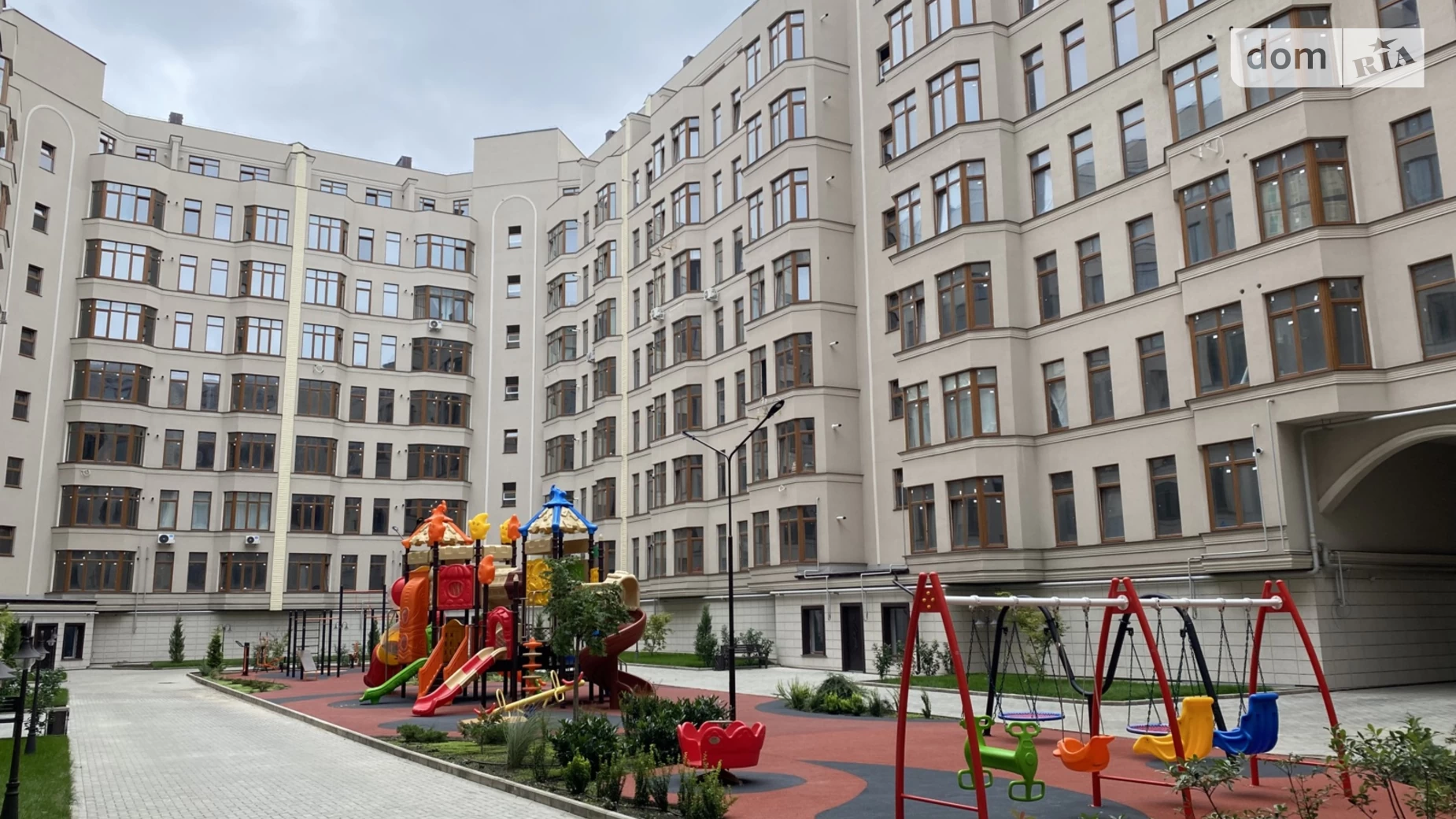 Продается 1-комнатная квартира 41.7 кв. м в Одессе, ул. Дача Ковалевского - фото 2