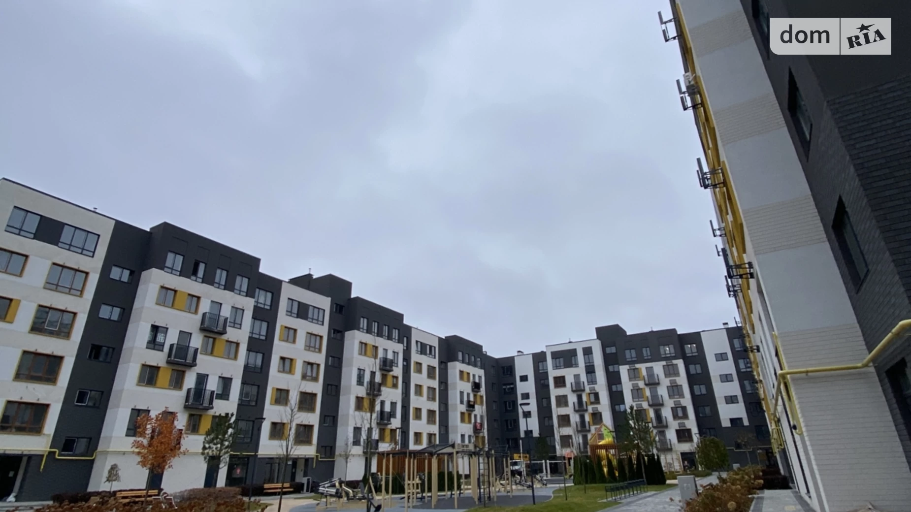 Продается 1-комнатная квартира 37 кв. м в Ирпене, ул. Соборная(ІІІ Интернационала), 2К/14 - фото 2