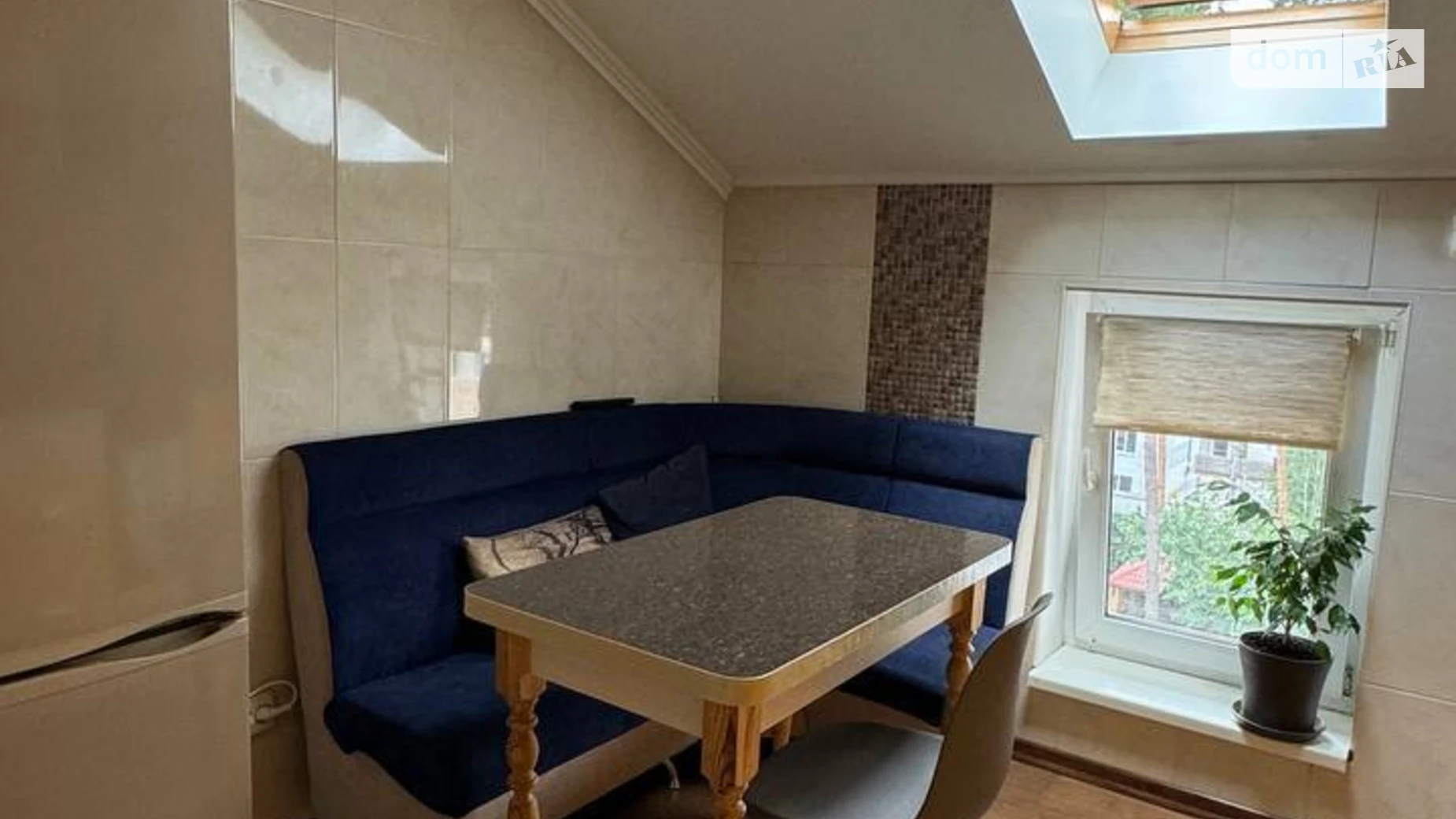 Продается 2-комнатная квартира 48.3 кв. м в Ирпене, ул. Университетская(Карла Маркса), 2Ю - фото 2