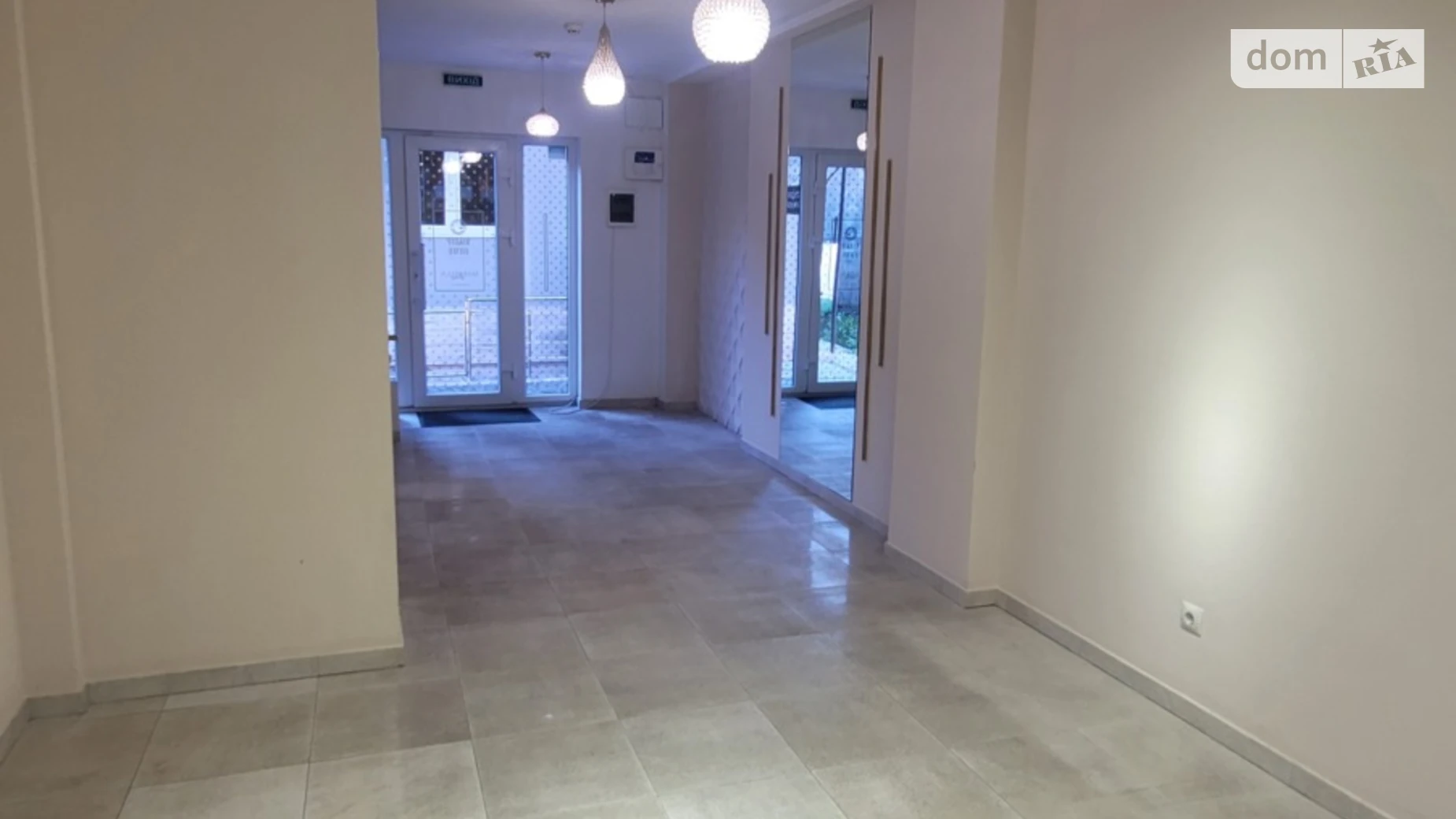 Сдается в аренду помещения свободного назначения 57.3 кв. м в 2-этажном здании, цена: 500 € - фото 5