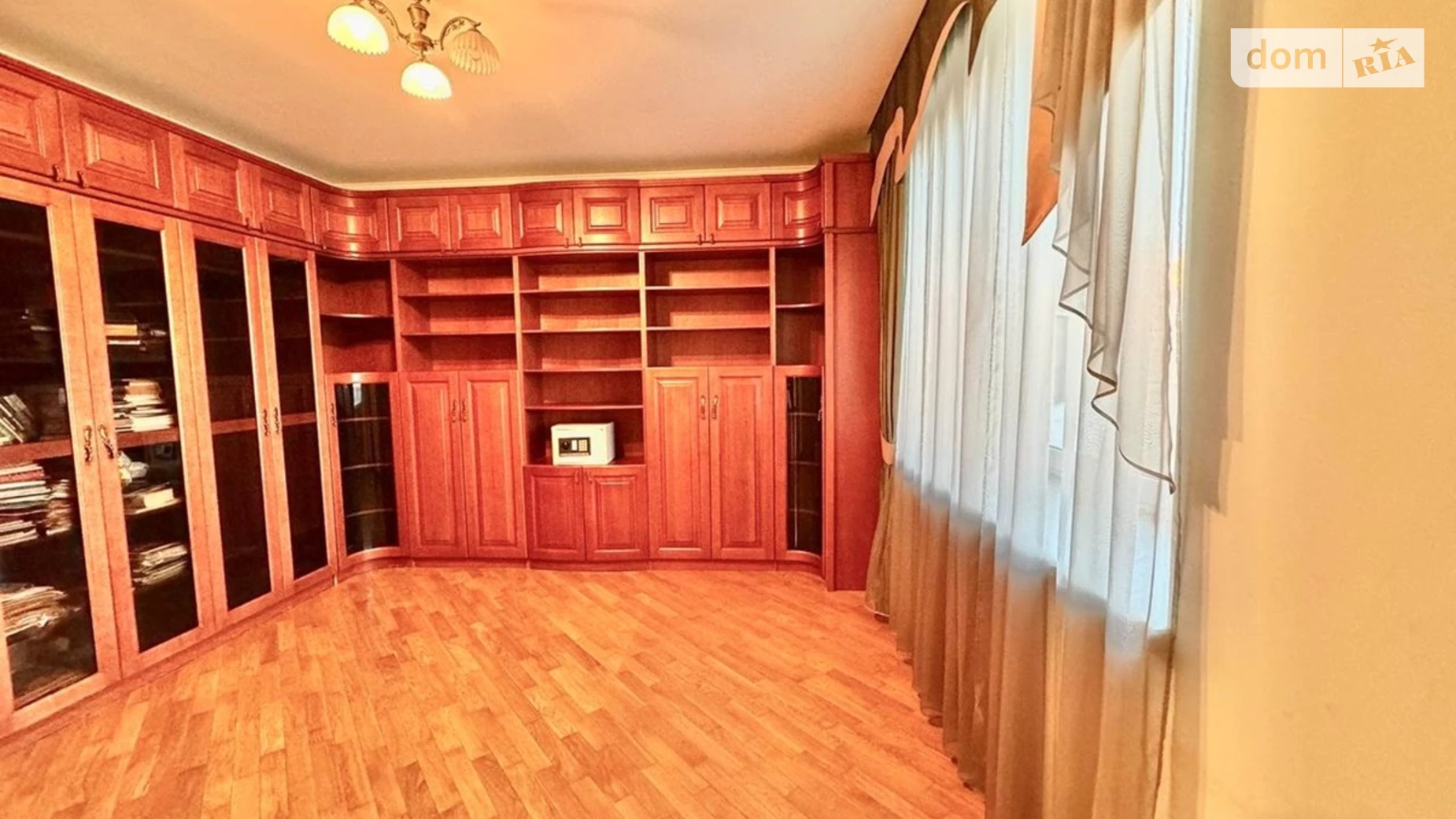 Продается 4-комнатная квартира 166.6 кв. м в Киеве, просп. Владимира Ивасюка, 24 - фото 3