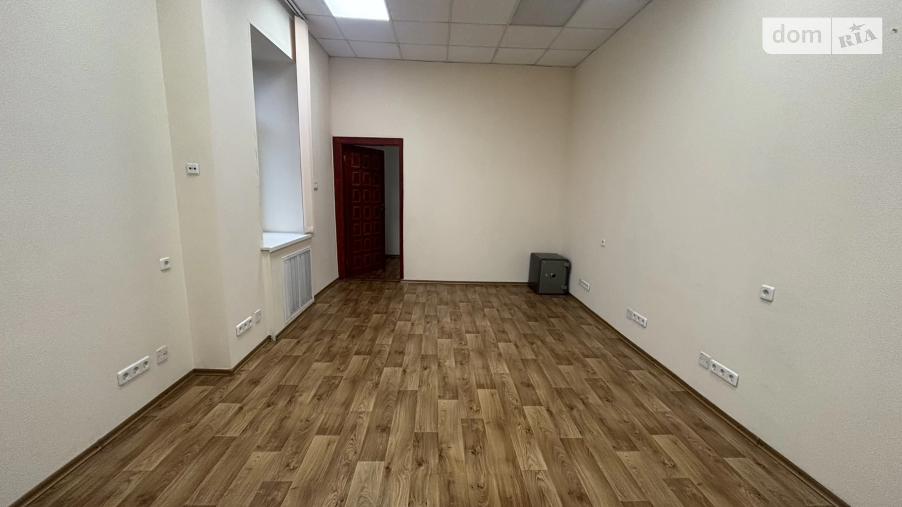 Здається в оренду офіс 30 кв. м в бізнес-центрі, цена: 10500 грн - фото 2