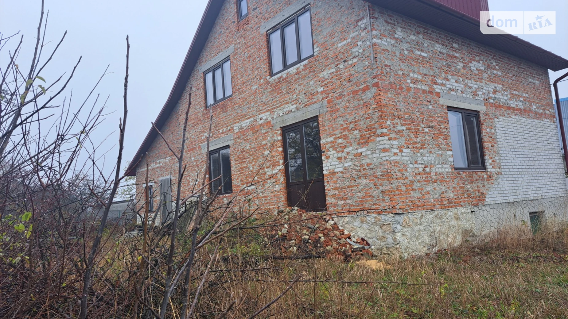 Продается дом на 2 этажа 120 кв. м с камином, цена: 50000 $ - фото 2