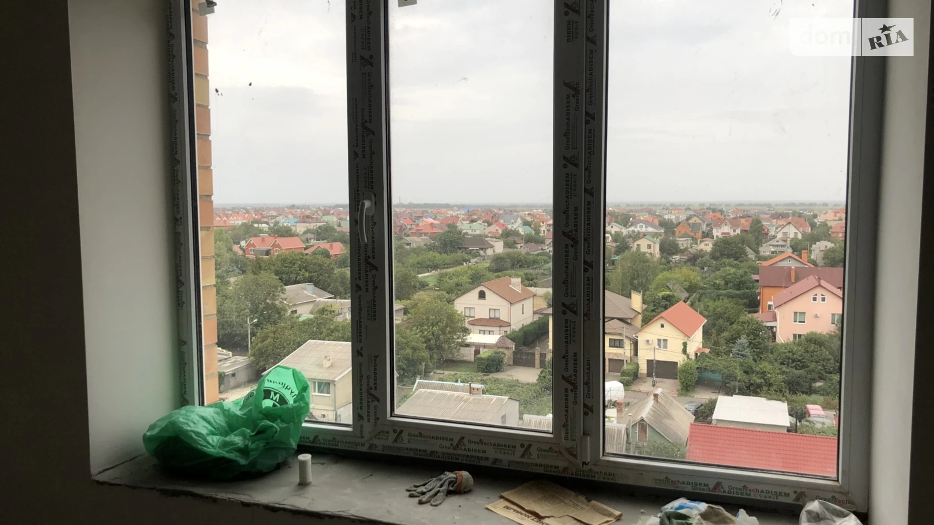 Продается 2-комнатная квартира 77 кв. м в Черноморске, ул. Парусная, 1М - фото 3