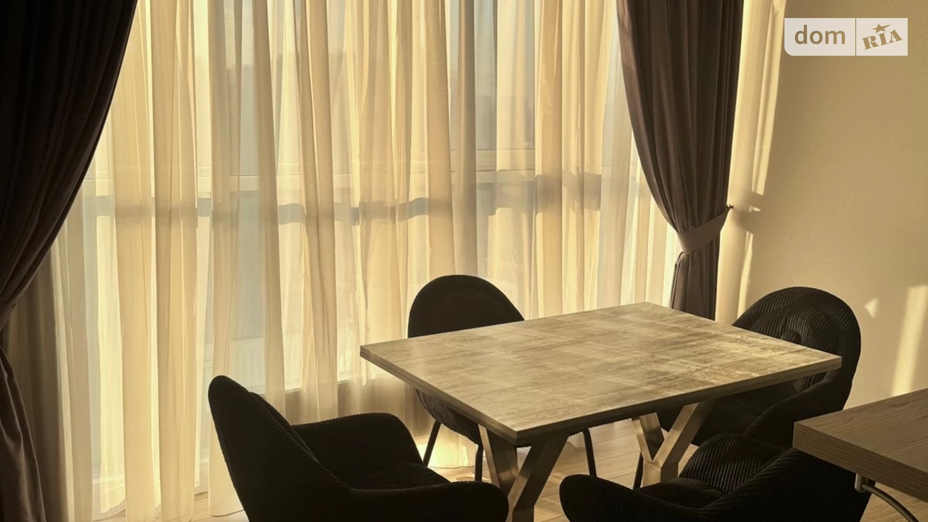 Продається 1-кімнатна квартира 56 кв. м у Одесі, бул. Французький, 60Г - фото 2