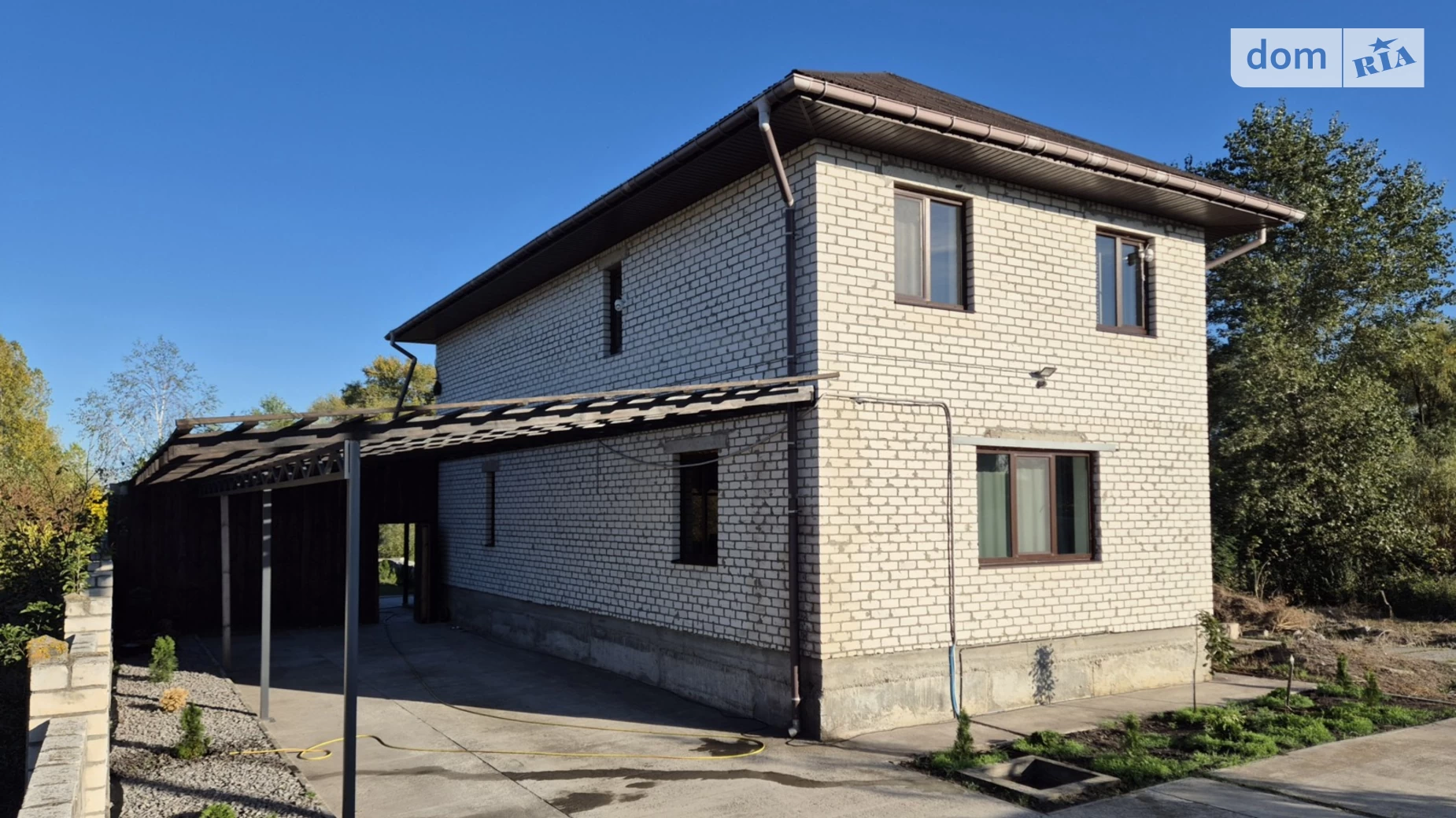 Продается дом на 2 этажа 200 кв. м с беседкой, цена: 80000 $ - фото 2