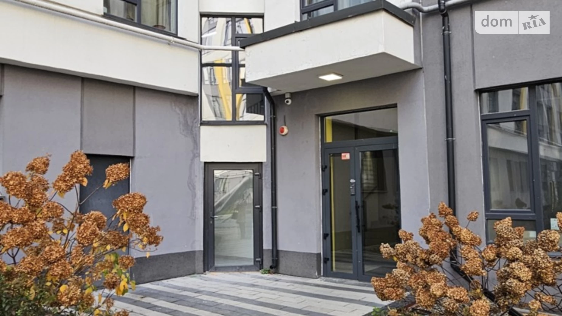 Сдается в аренду офис 10 кв. м в бизнес-центре, цена: 200 $ - фото 2