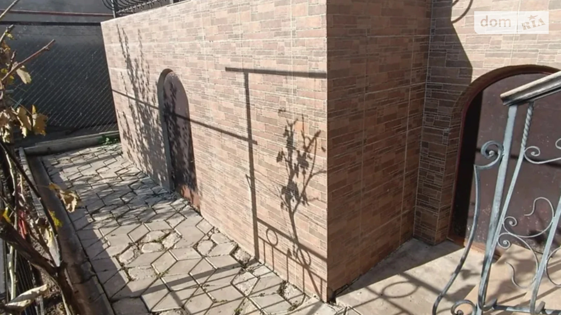 Продается дом на 3 этажа 389.7 кв. м с садом, цена: 170000 $ - фото 3