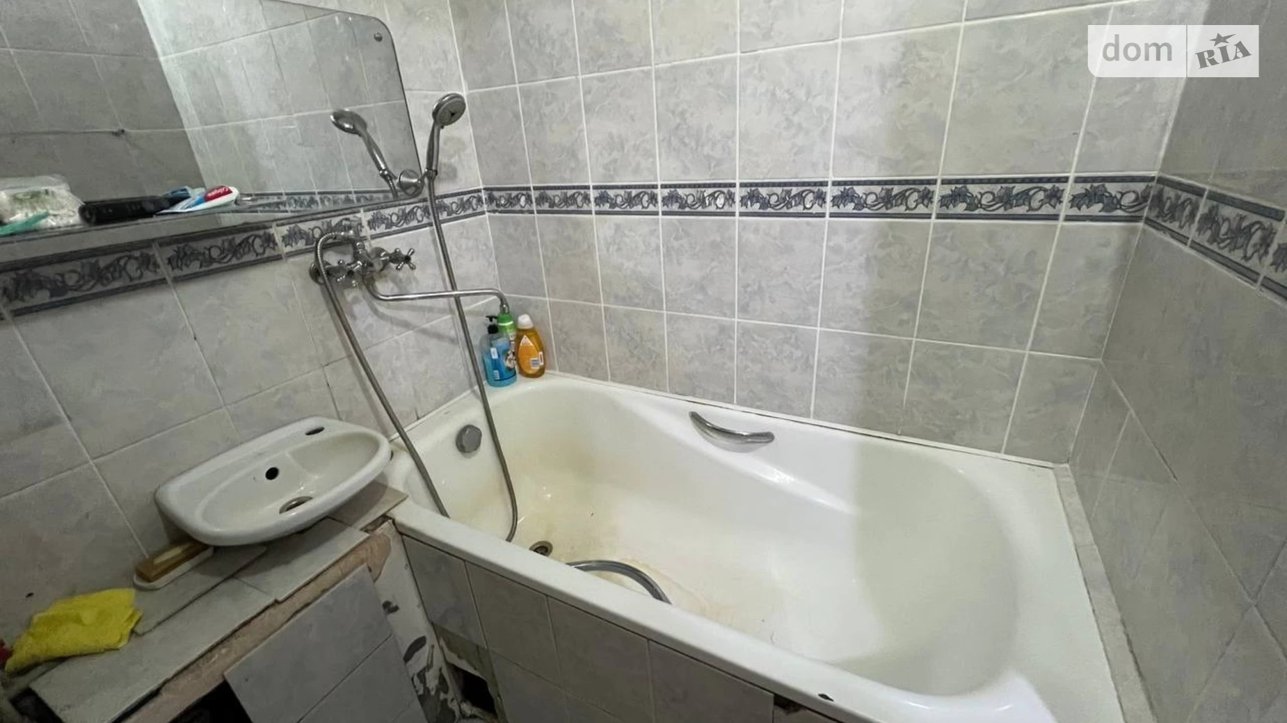 Продається 3-кімнатна квартира 63.3 кв. м у Києві, вул. Пріорська(Полупанова) - фото 2