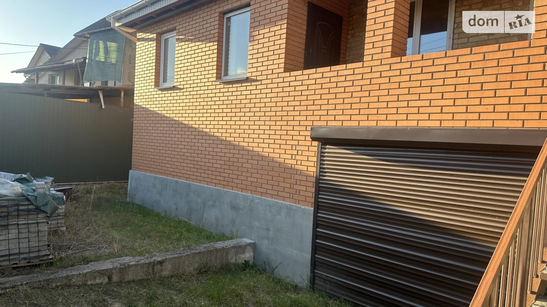 Продается дом на 2 этажа 196 кв. м с балконом, цена: 79000 $ - фото 2