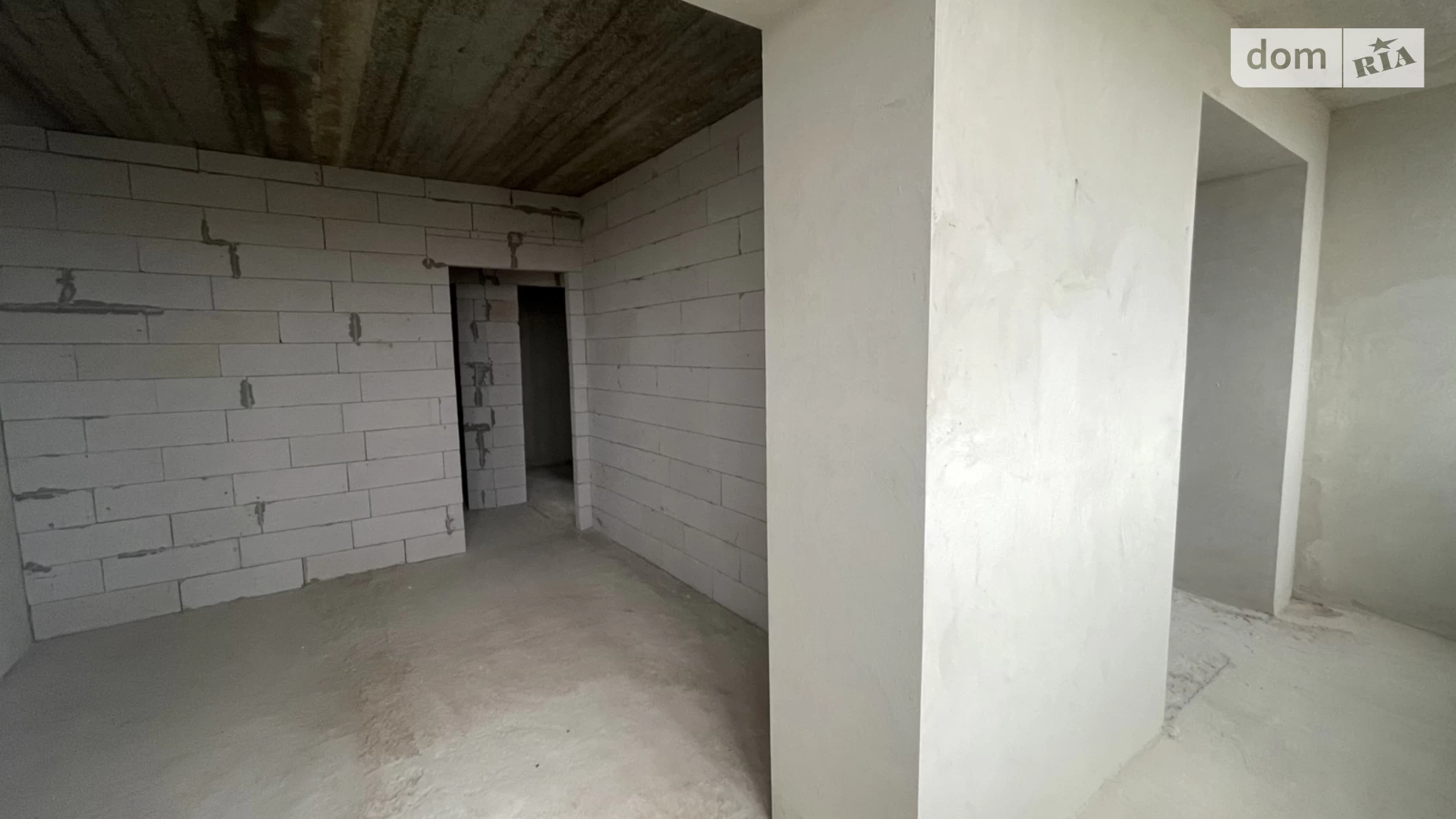 Продается 2-комнатная квартира 60 кв. м в Ивано-Франковске, ул. Галицкая - фото 4