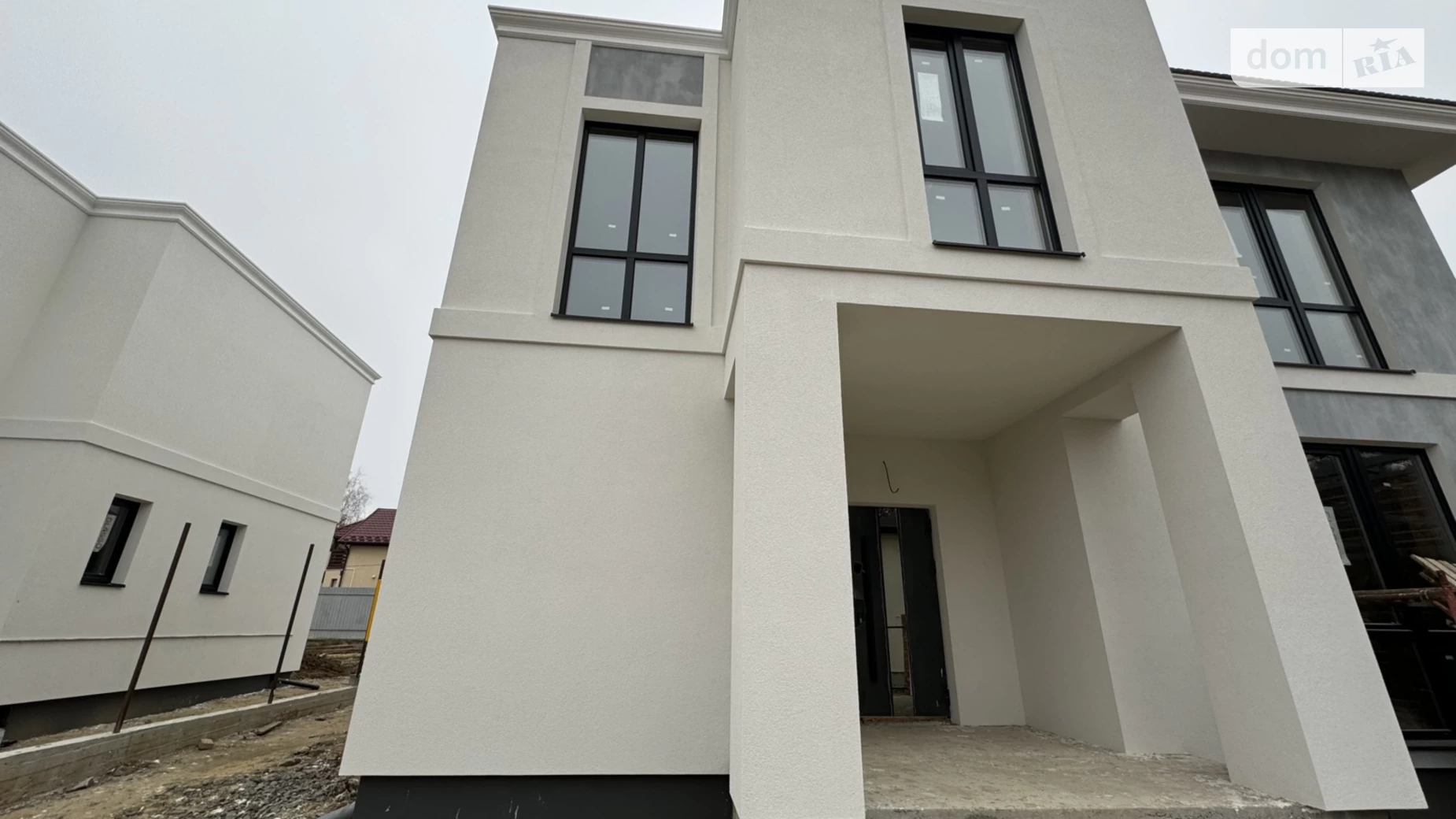 Продается дом на 2 этажа 170 кв. м с подвалом, цена: 160000 $ - фото 2