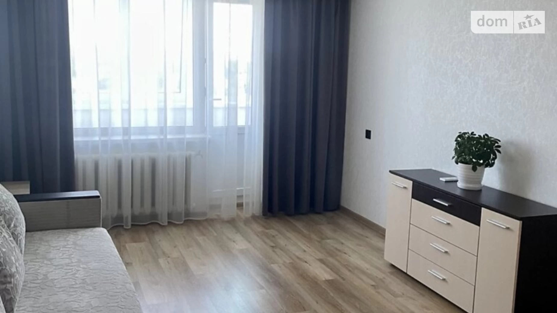 Продается 1-комнатная квартира 38.8 кв. м в Днепре, мас. Тополь-1, 15 - фото 2