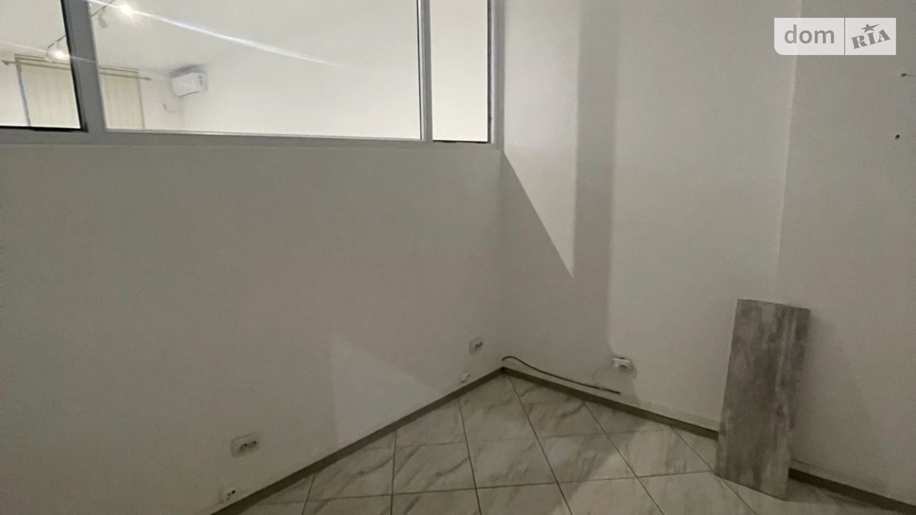 Сдается в аренду офис 95 кв. м в бизнес-центре, цена: 35000 грн - фото 4