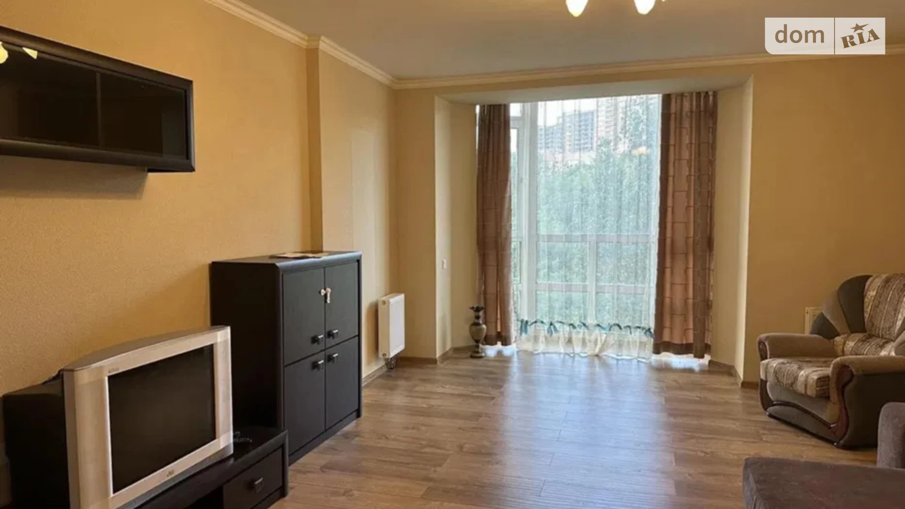 Продается 2-комнатная квартира 81.4 кв. м в Киеве - фото 2