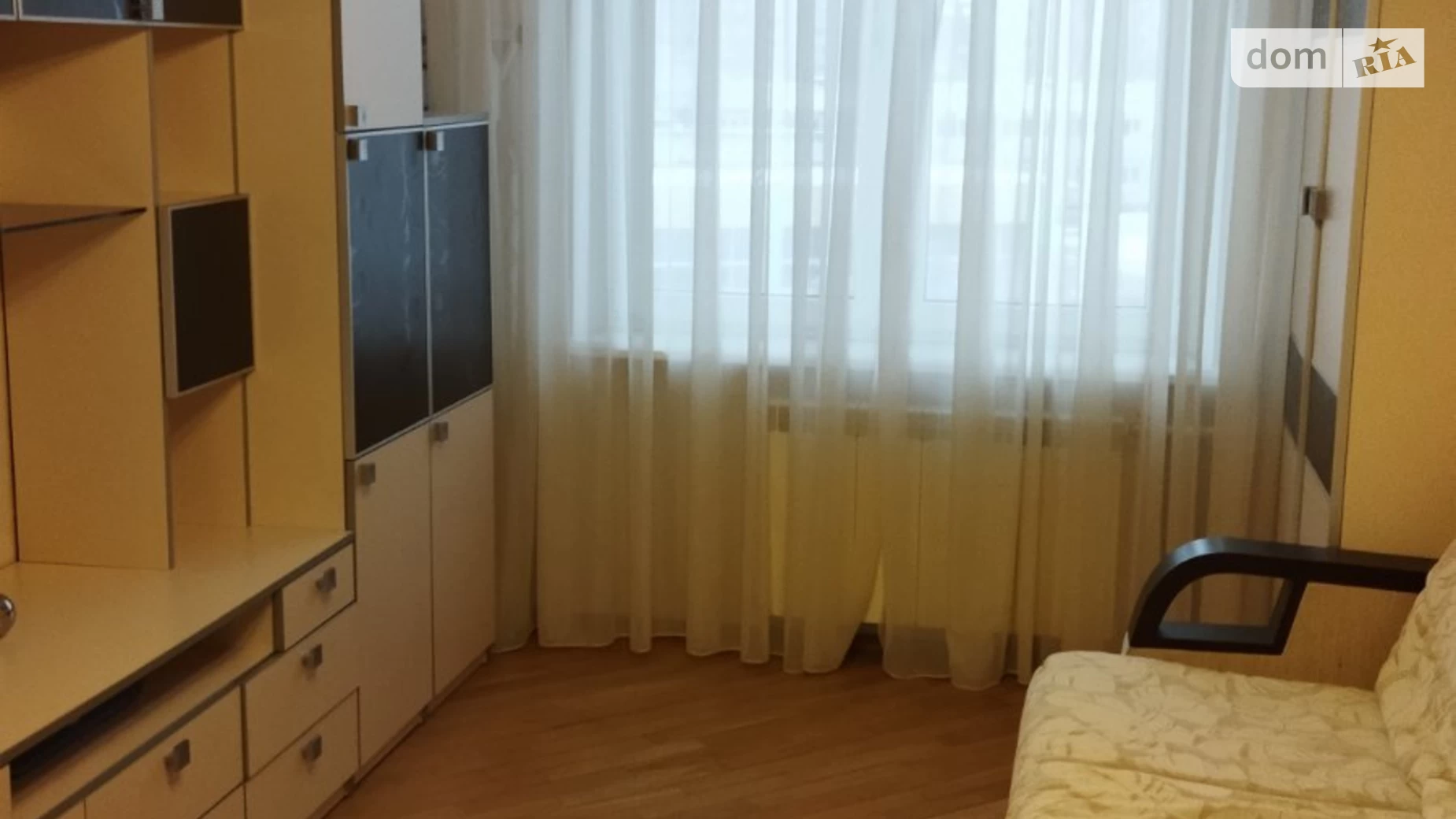 Продається 2-кімнатна квартира 47 кв. м у Києві, просп. Павла Тичини, 20А - фото 2